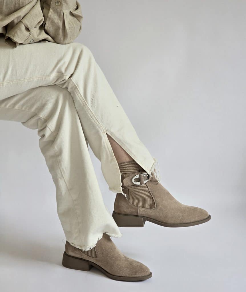 Curtis Beige