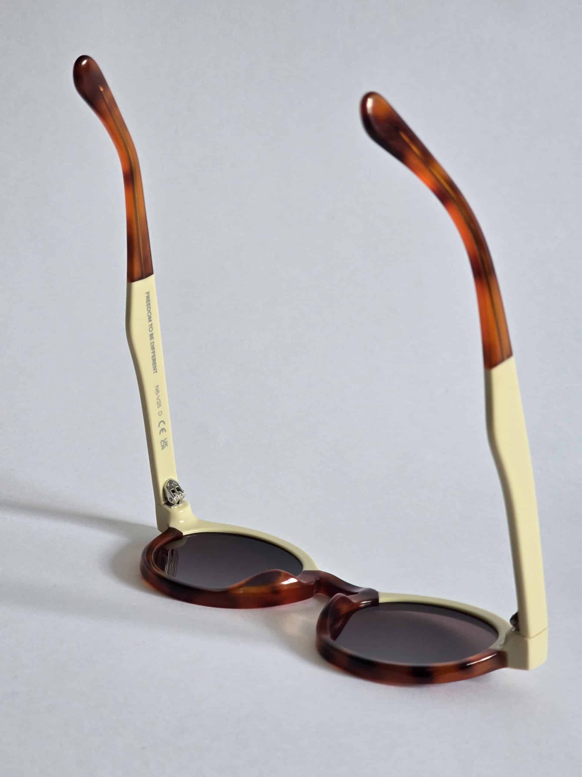 Dalston Cream&Tortoise