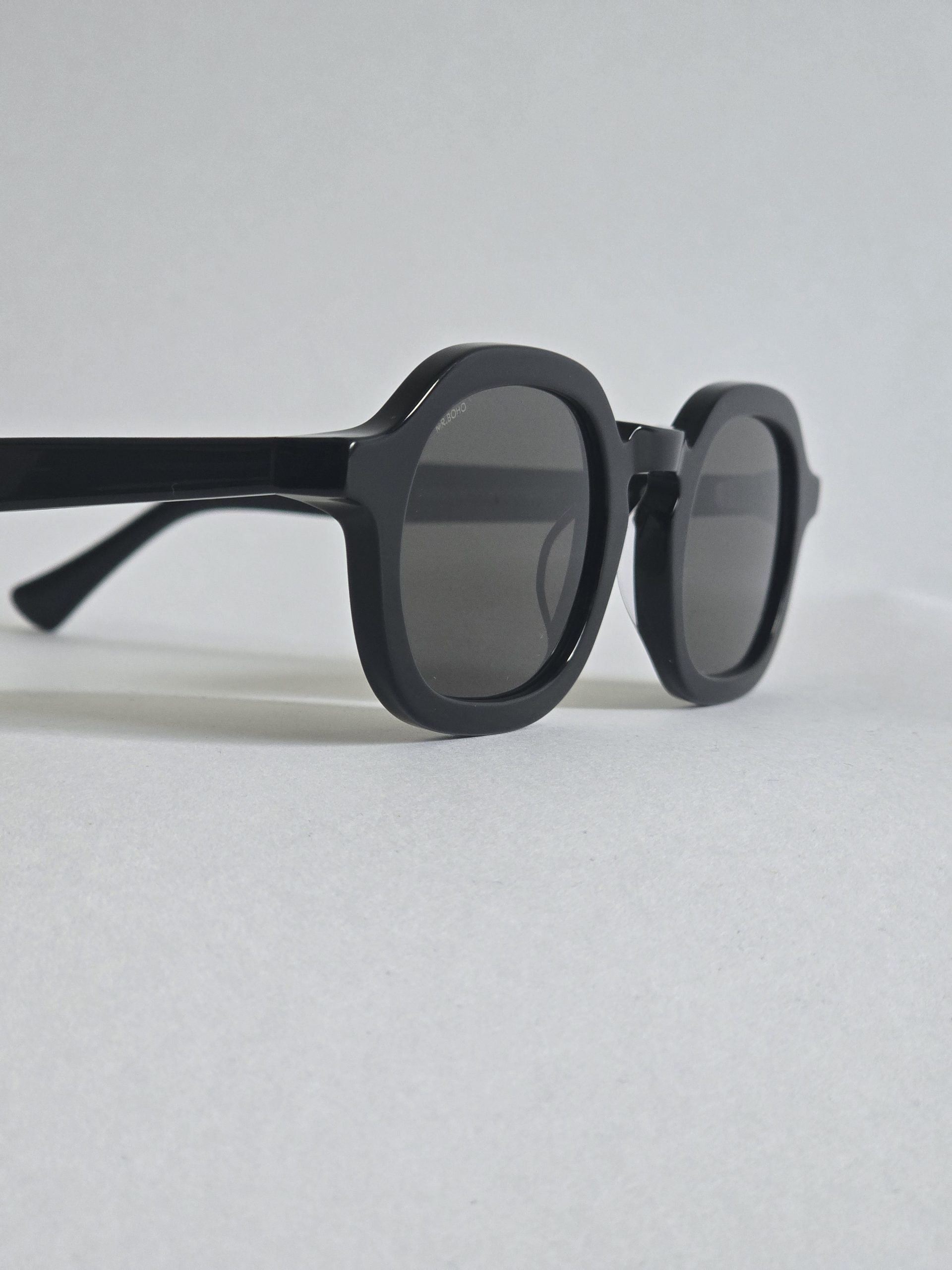 Elpatio Black