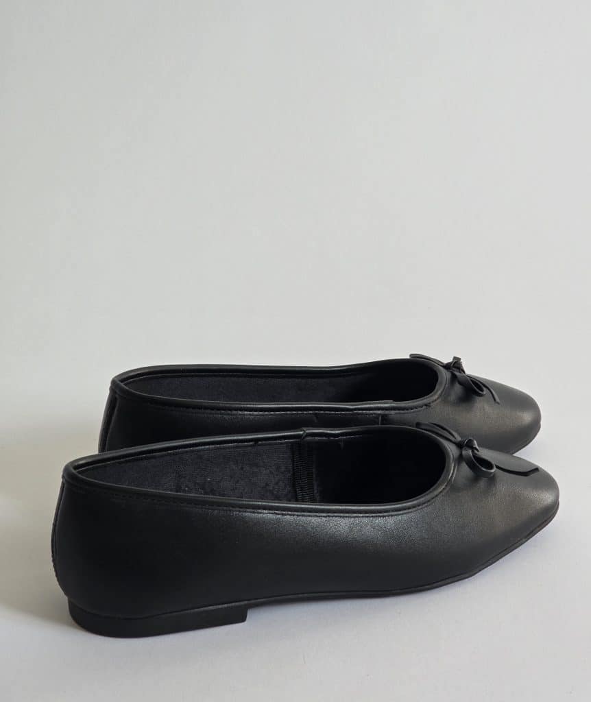 Alora Black