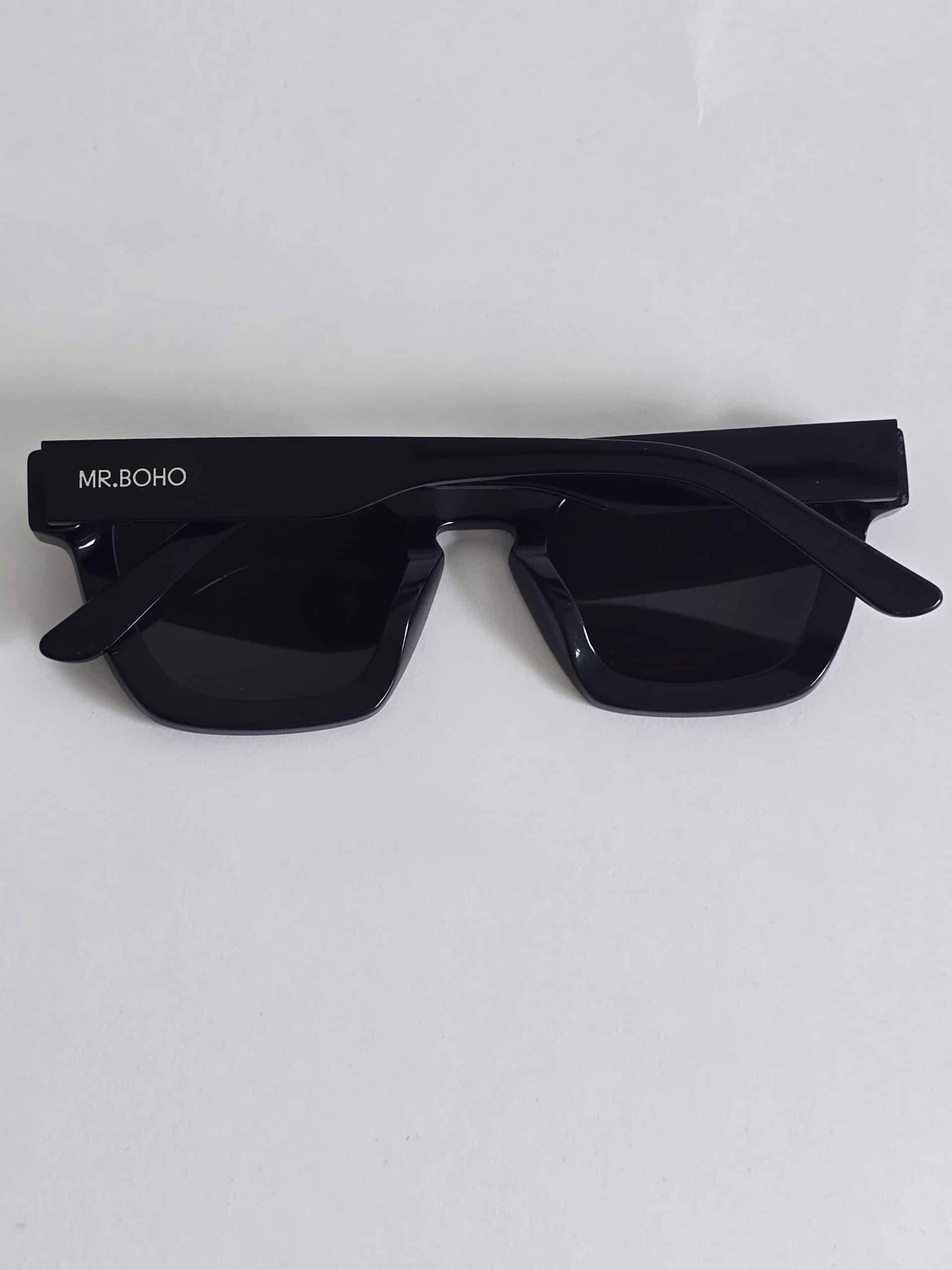 Logan Classic Black