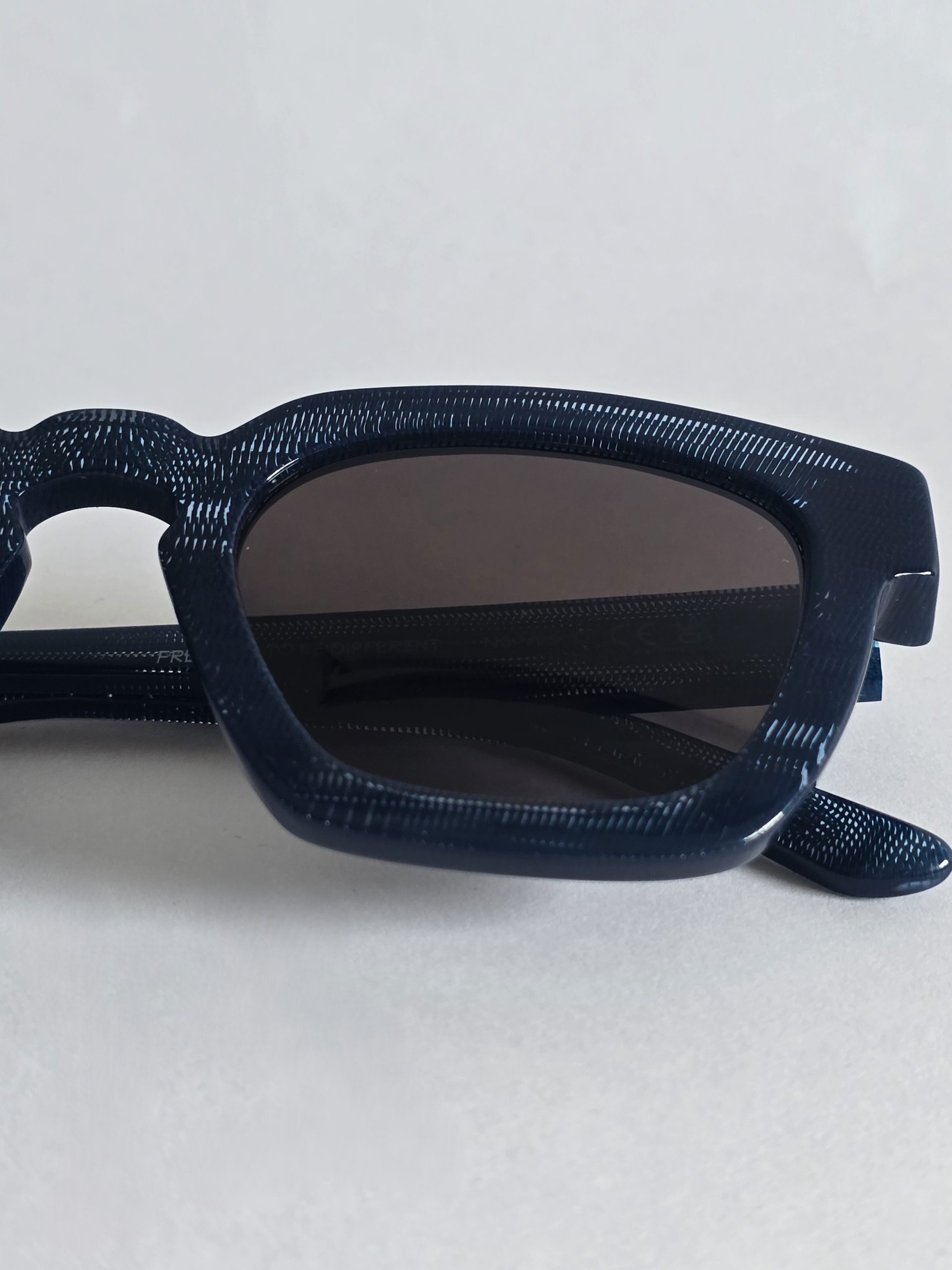 Logan Clear Blue