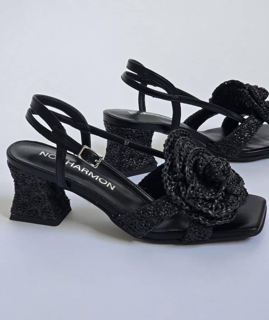 Exclusive - Nola Black