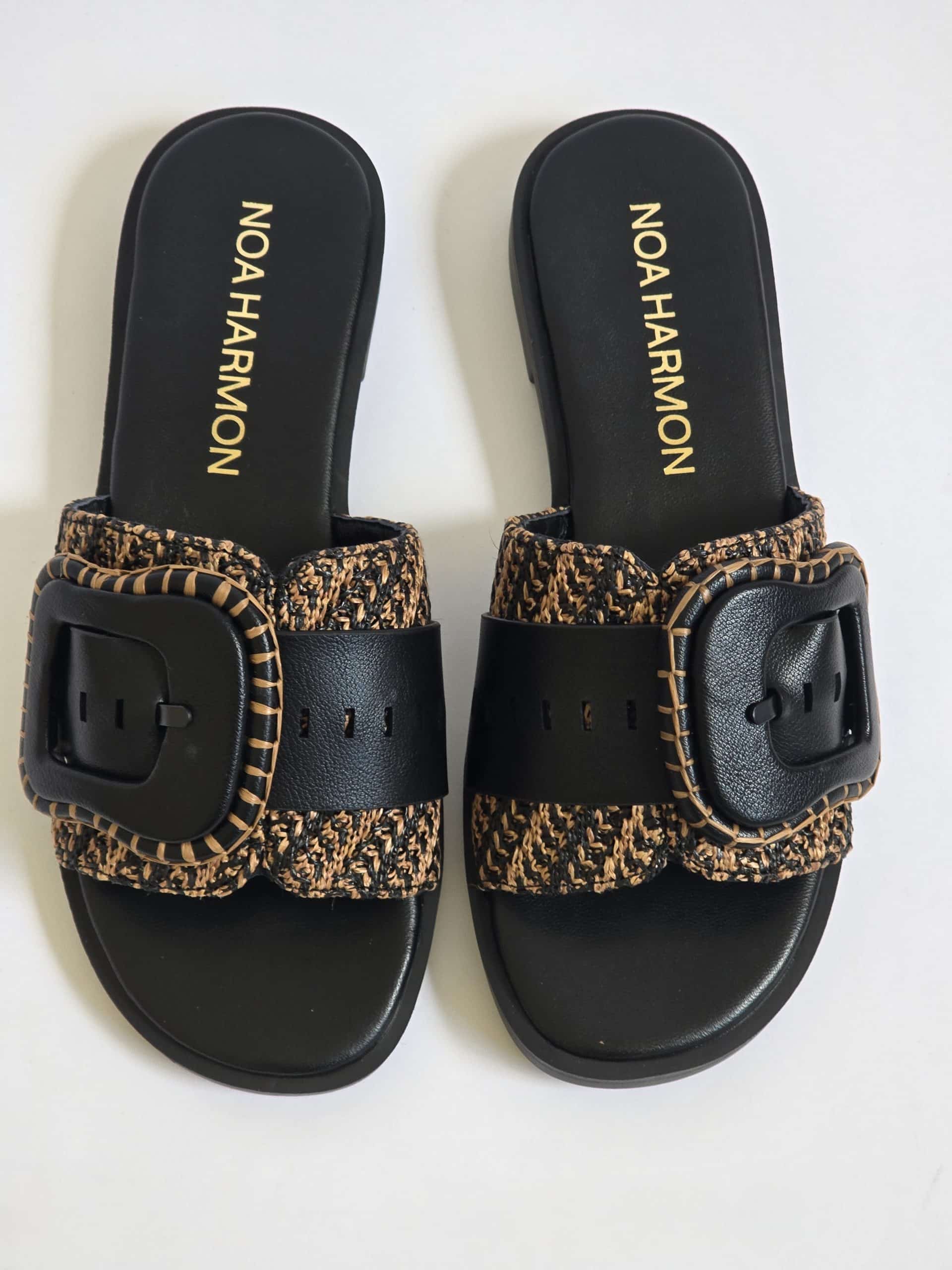 Exclusive - Reina Black