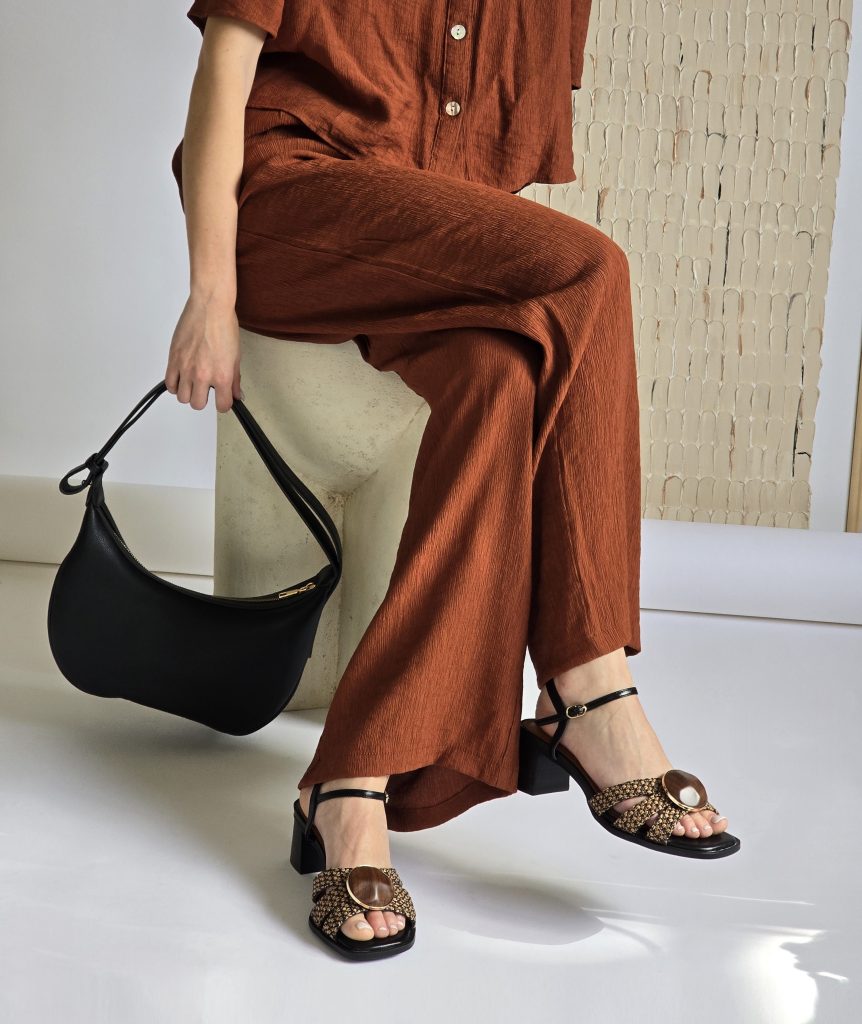 Exclusive - Adele Bl&Br