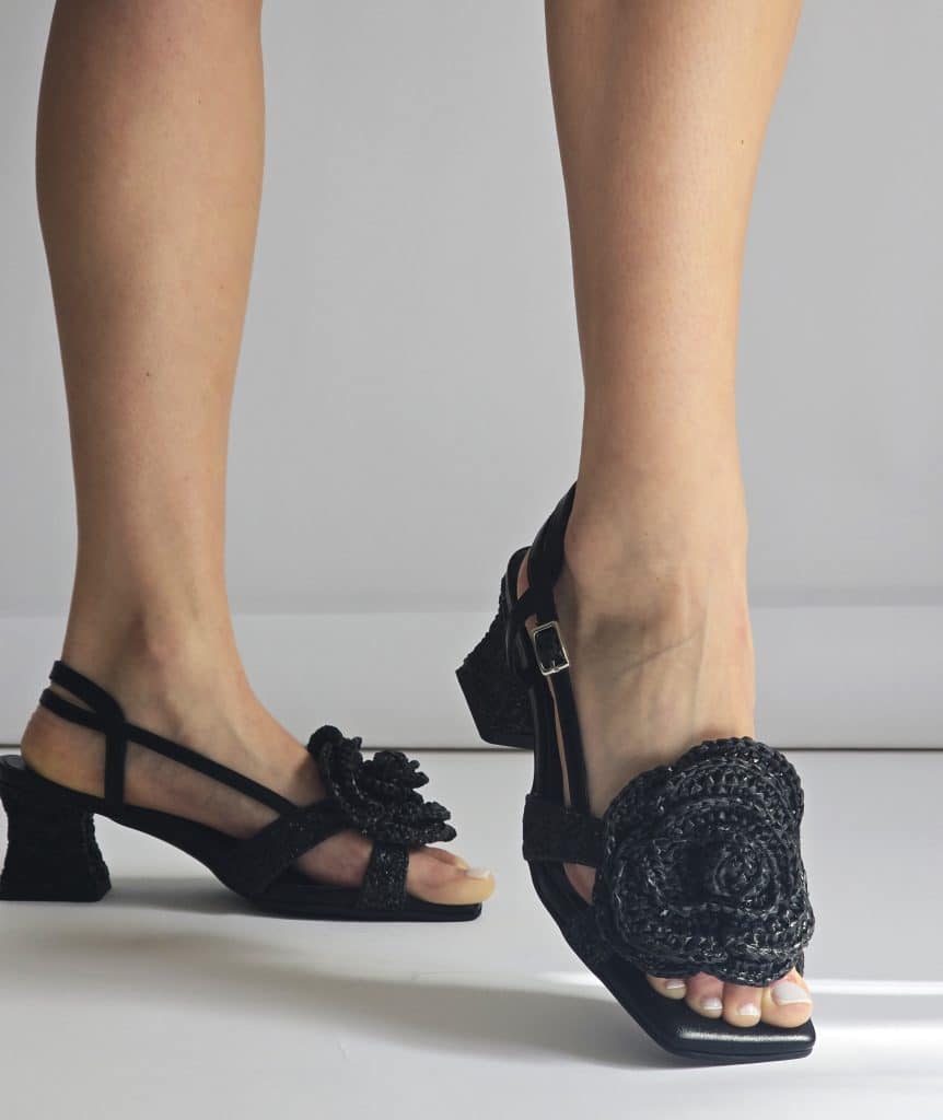 Exclusive - Nola Black