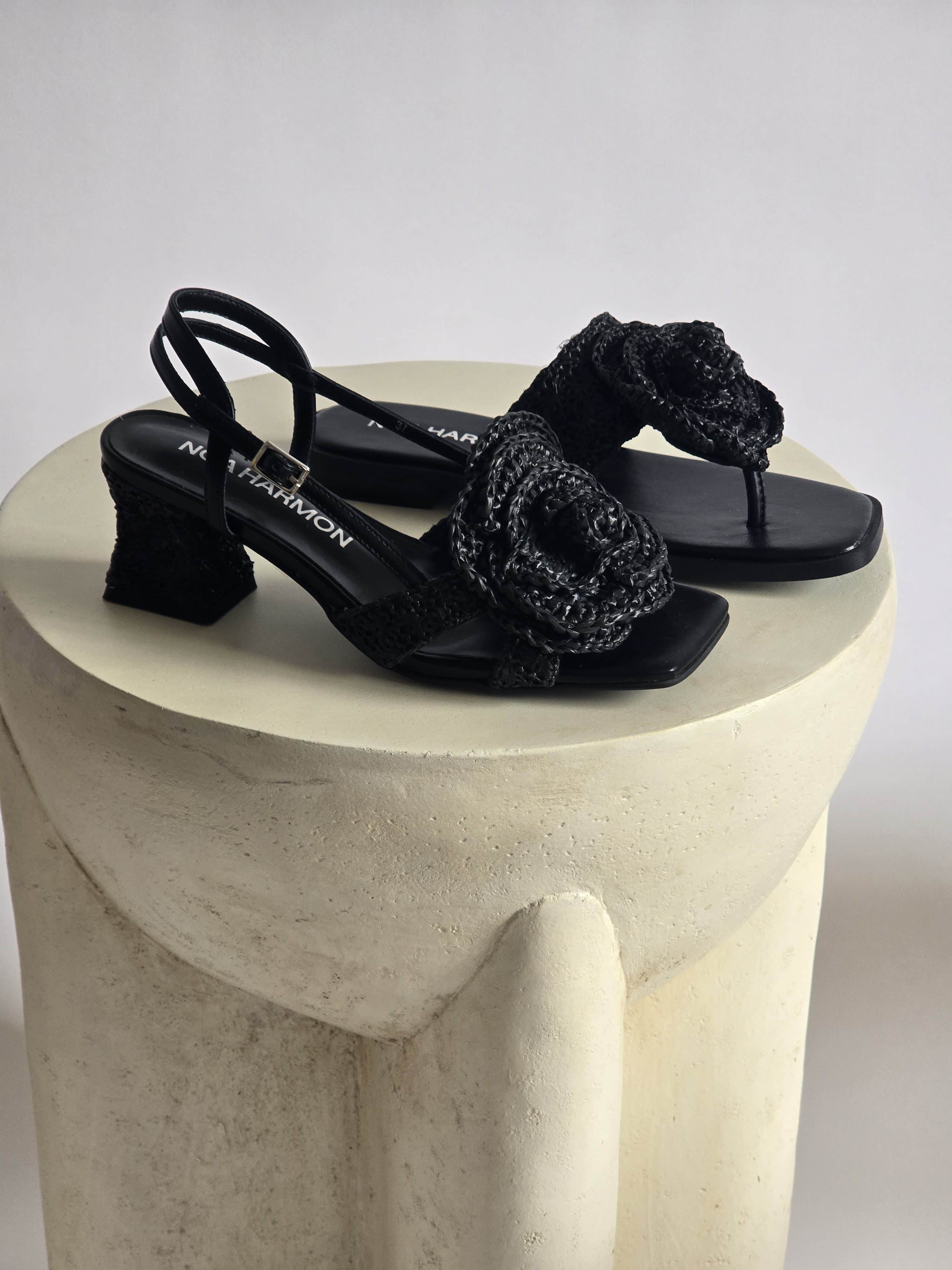 Exclusive - Nola Black