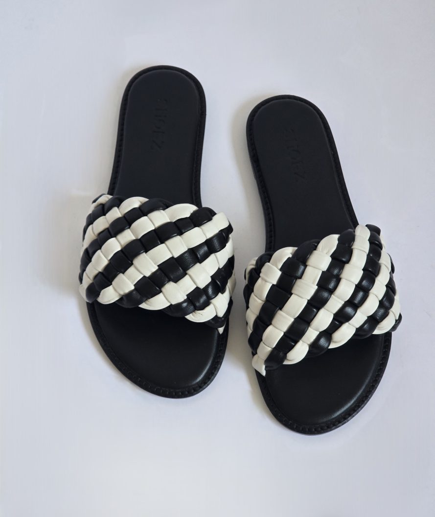 Kloe Black&White