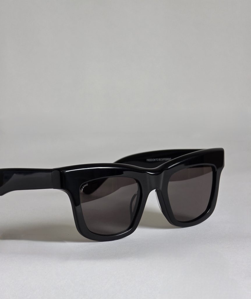 Montauk Black