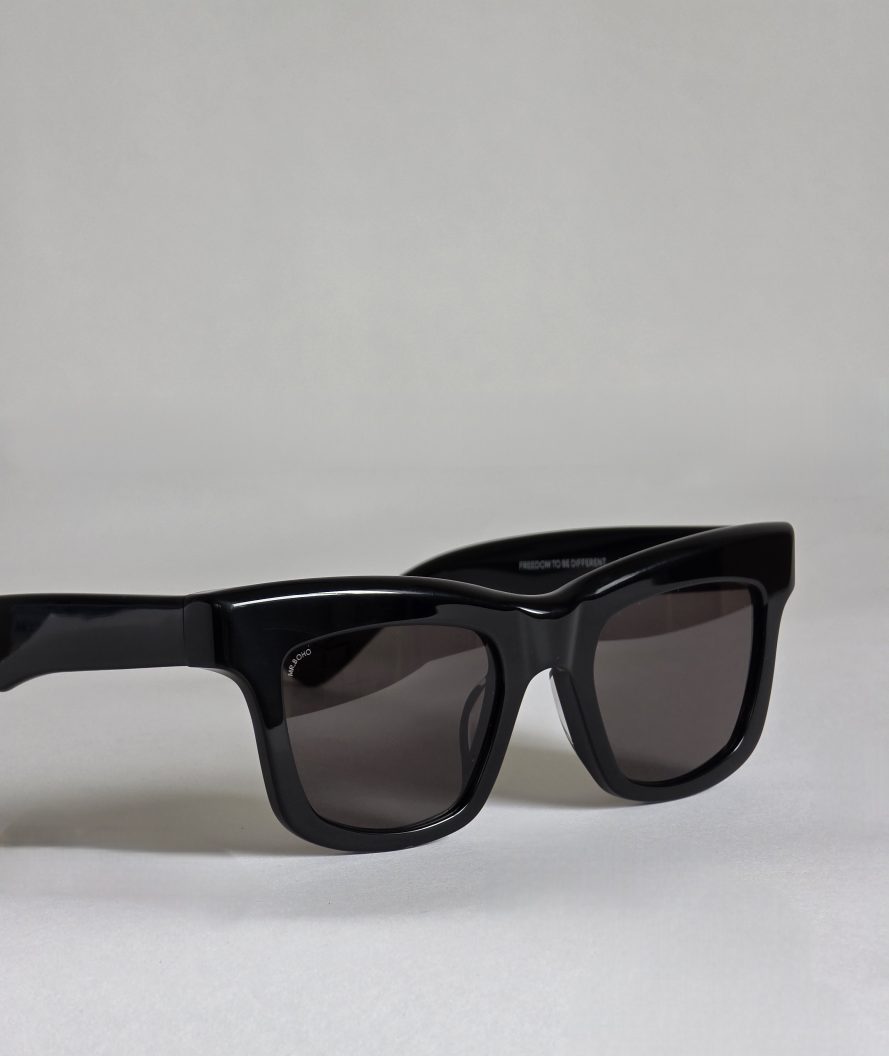 Montauk Black
