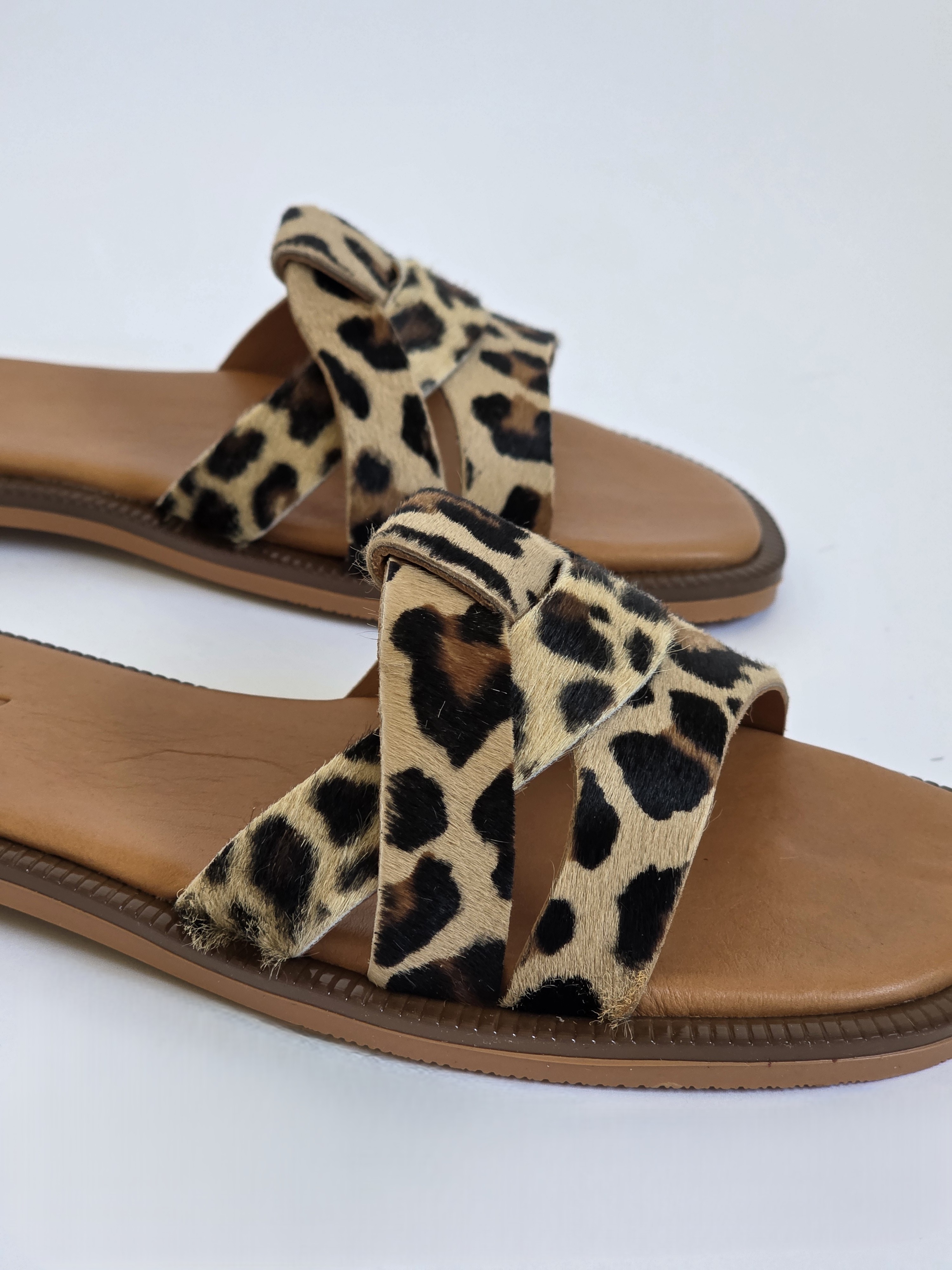 Mika Leopard