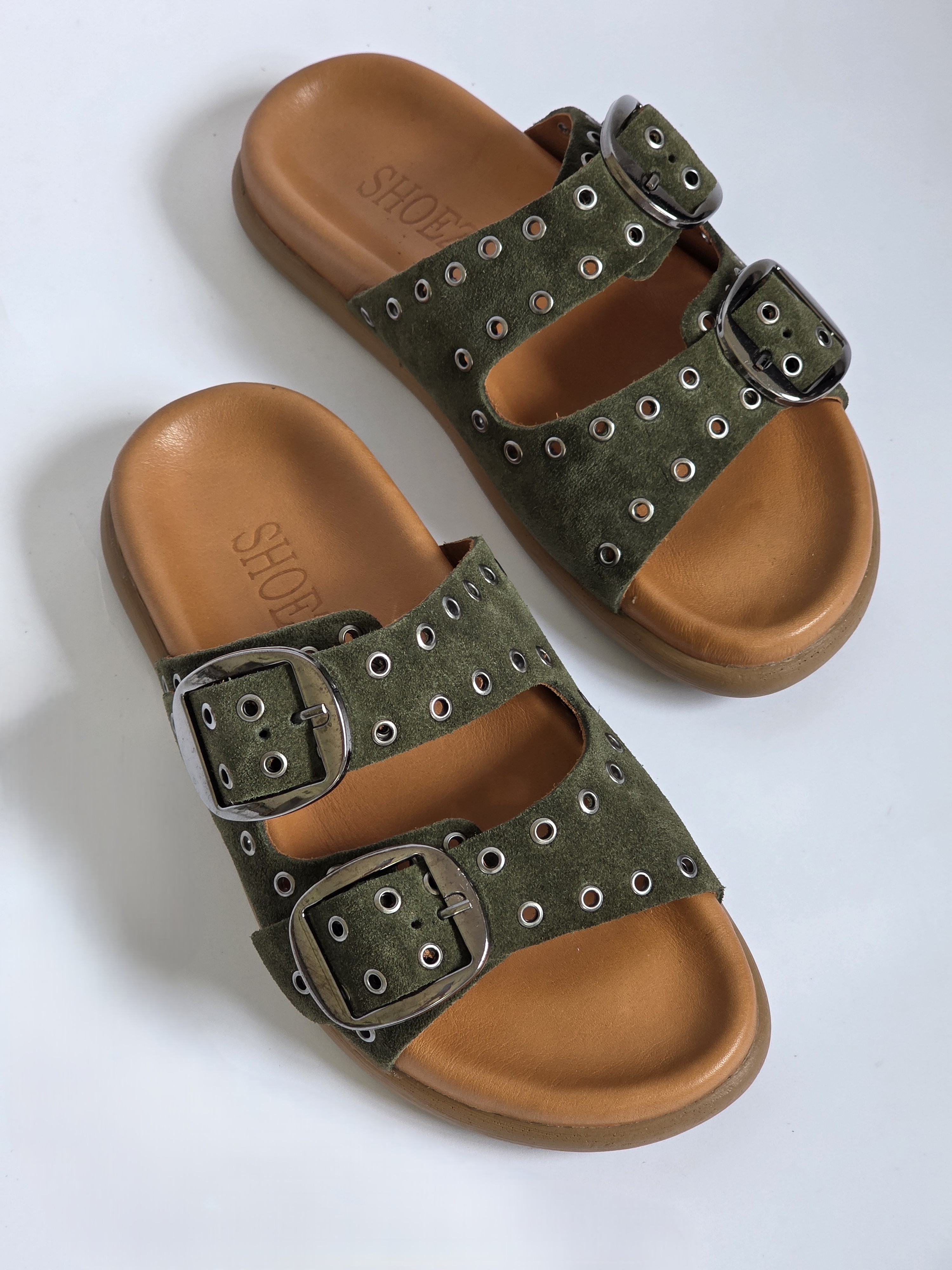 Juno Olive