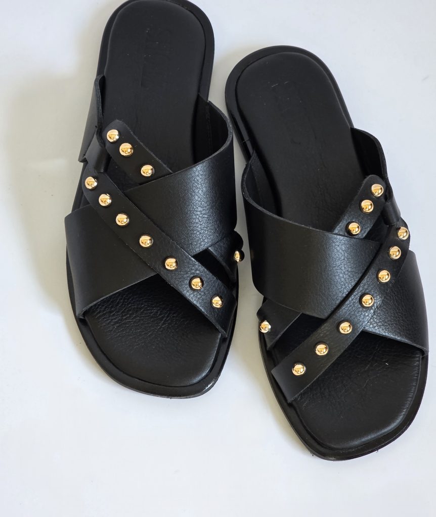 Laguna Black