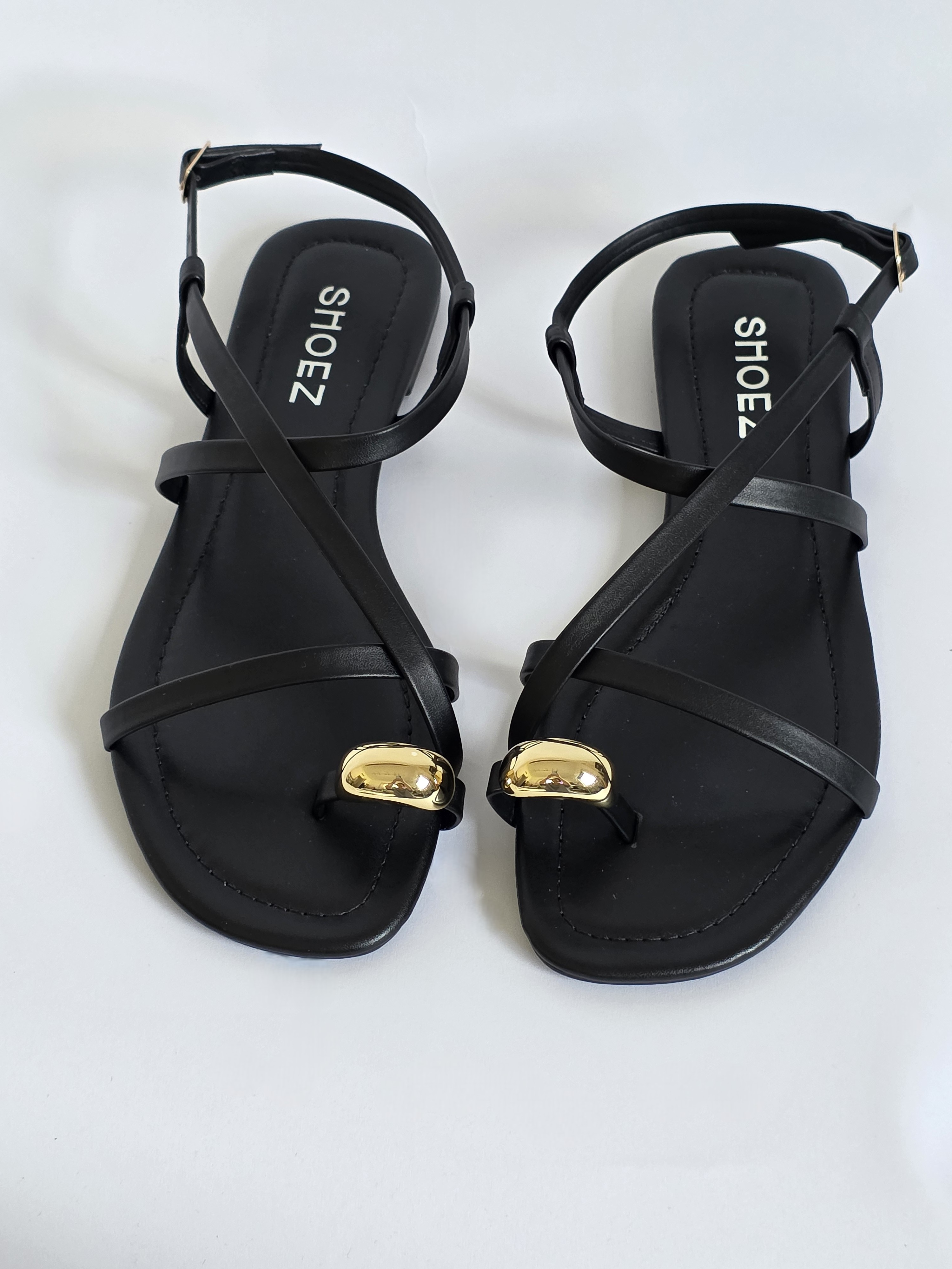 Diara Black Pre-Order