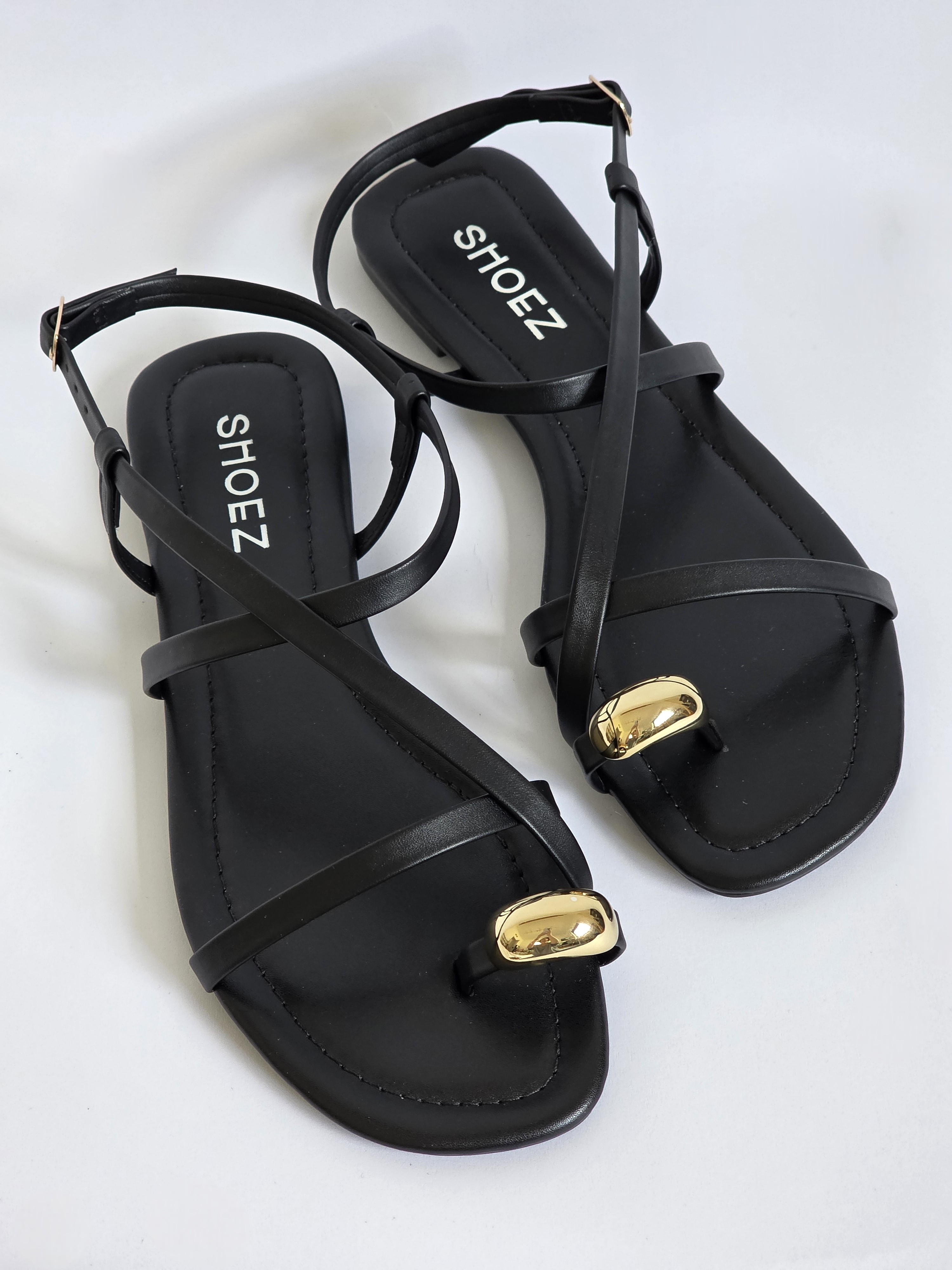 Diara Black Pre-Order