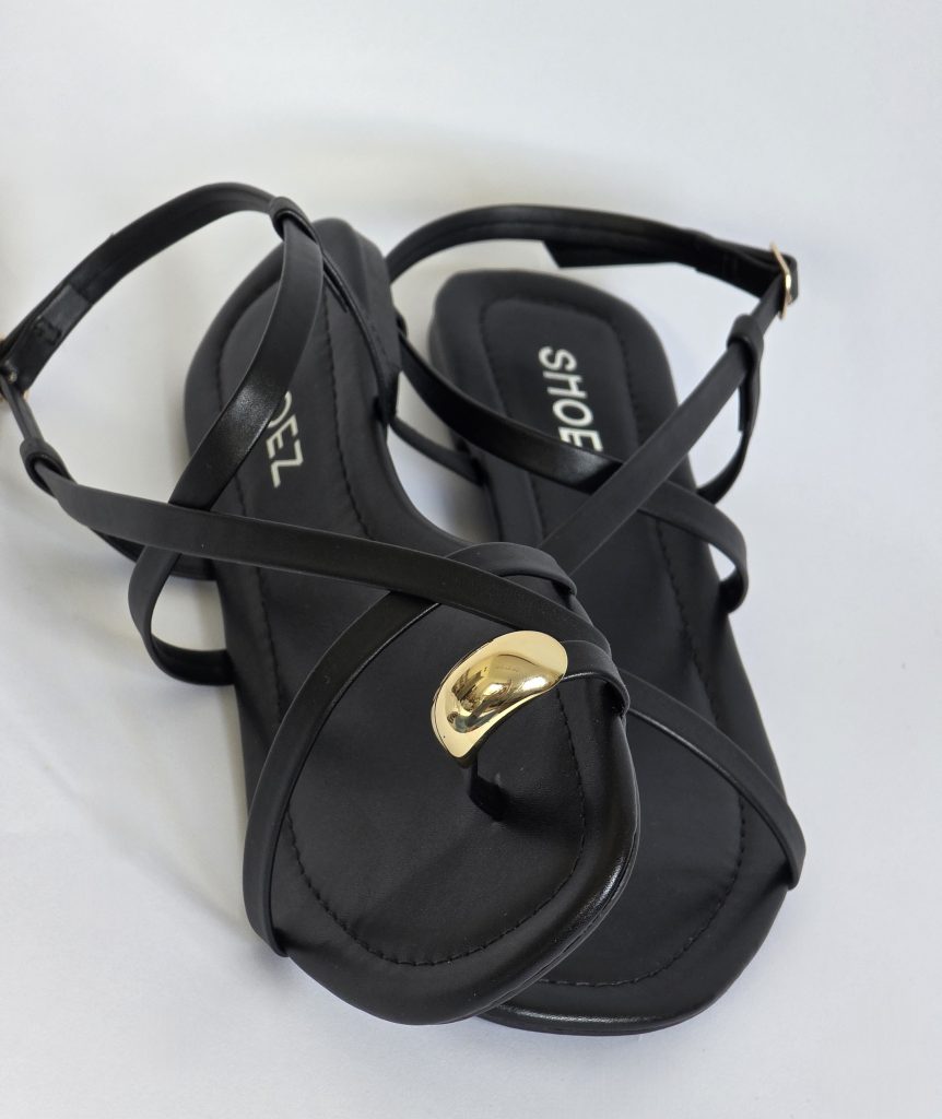 Diara Black Pre-Order