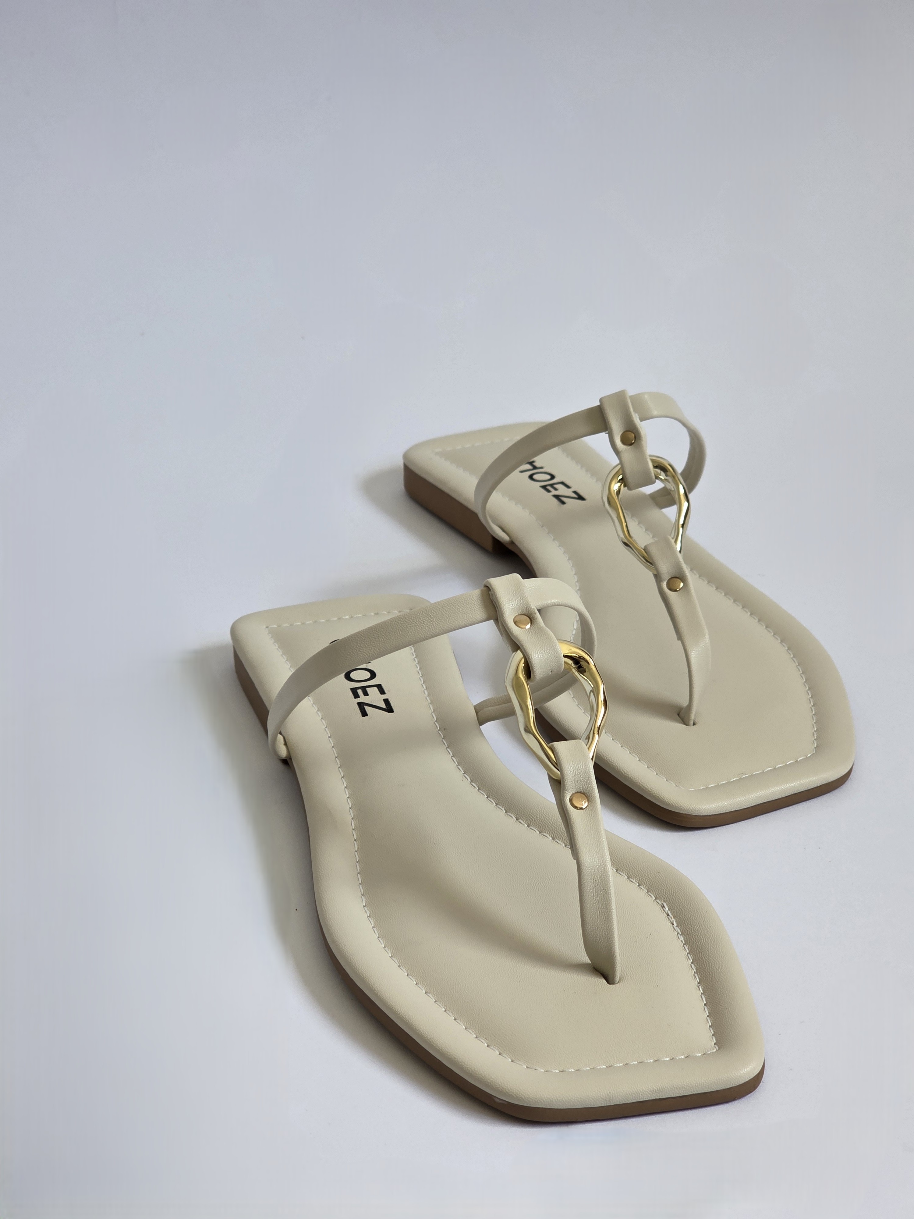 Lorie Cream Pre-Order