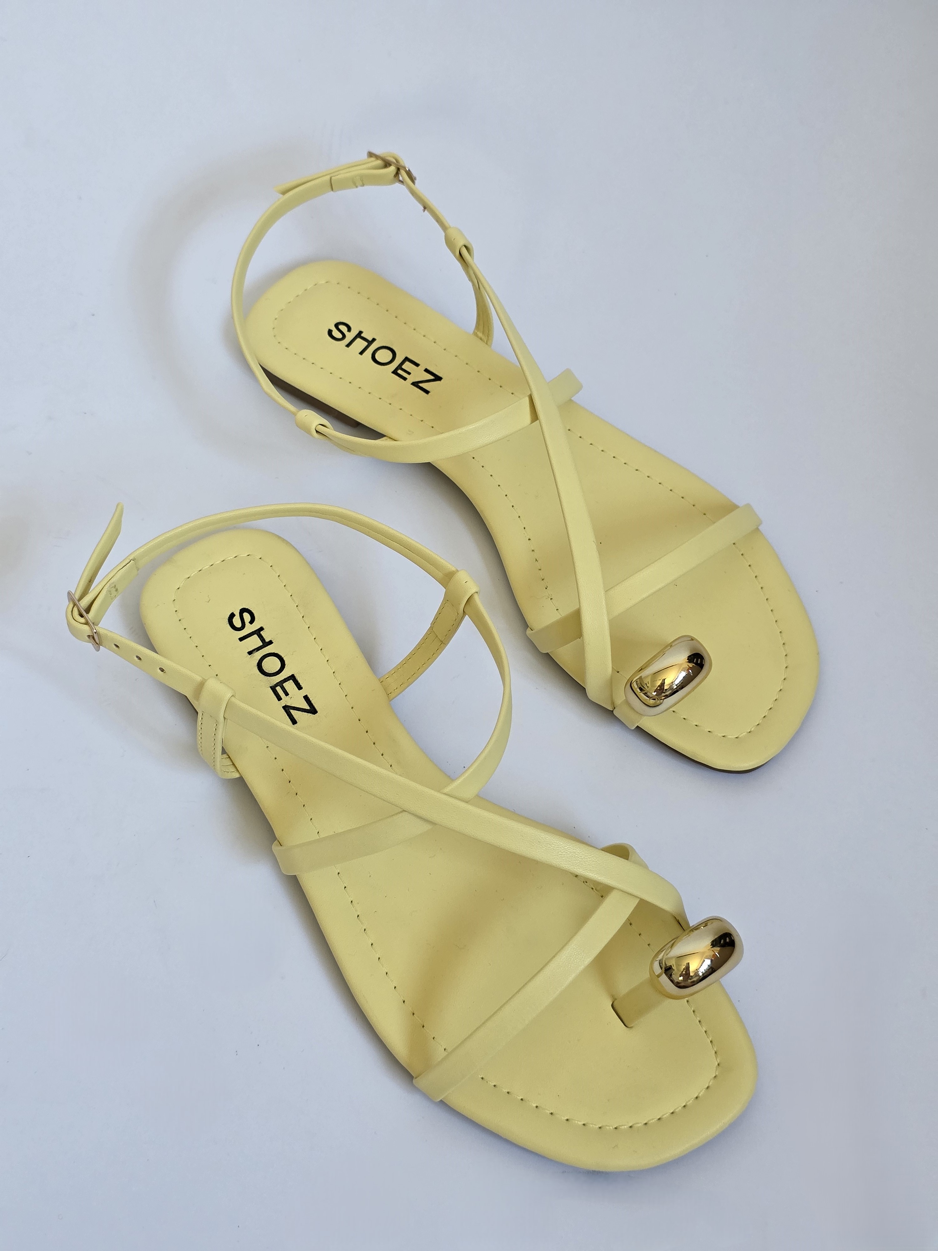 Diara Banana Pre-Order
