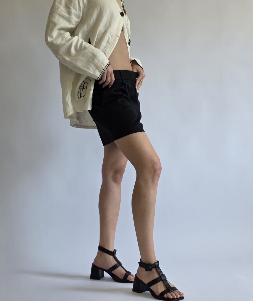 Marlo Black Pre-Order