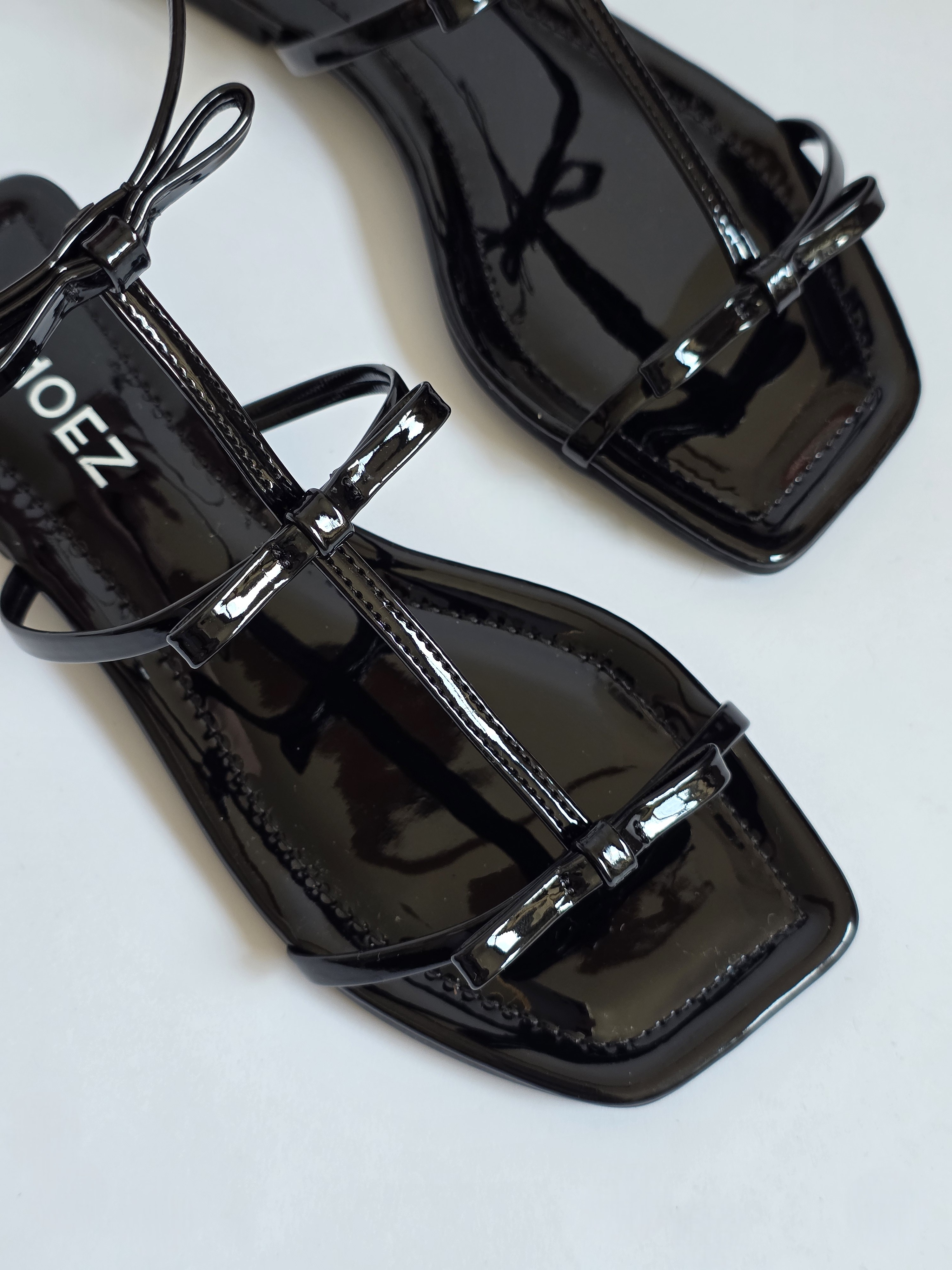 Pallas Black