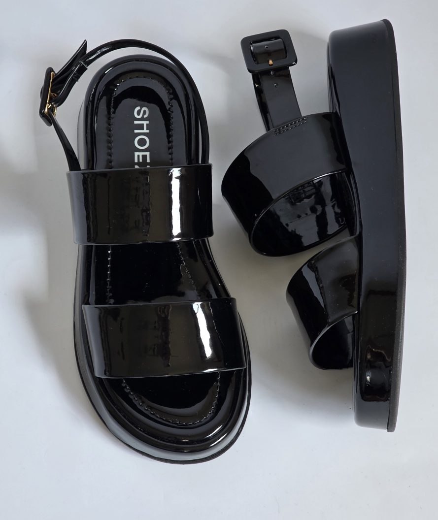 Brisa Black Pre Order