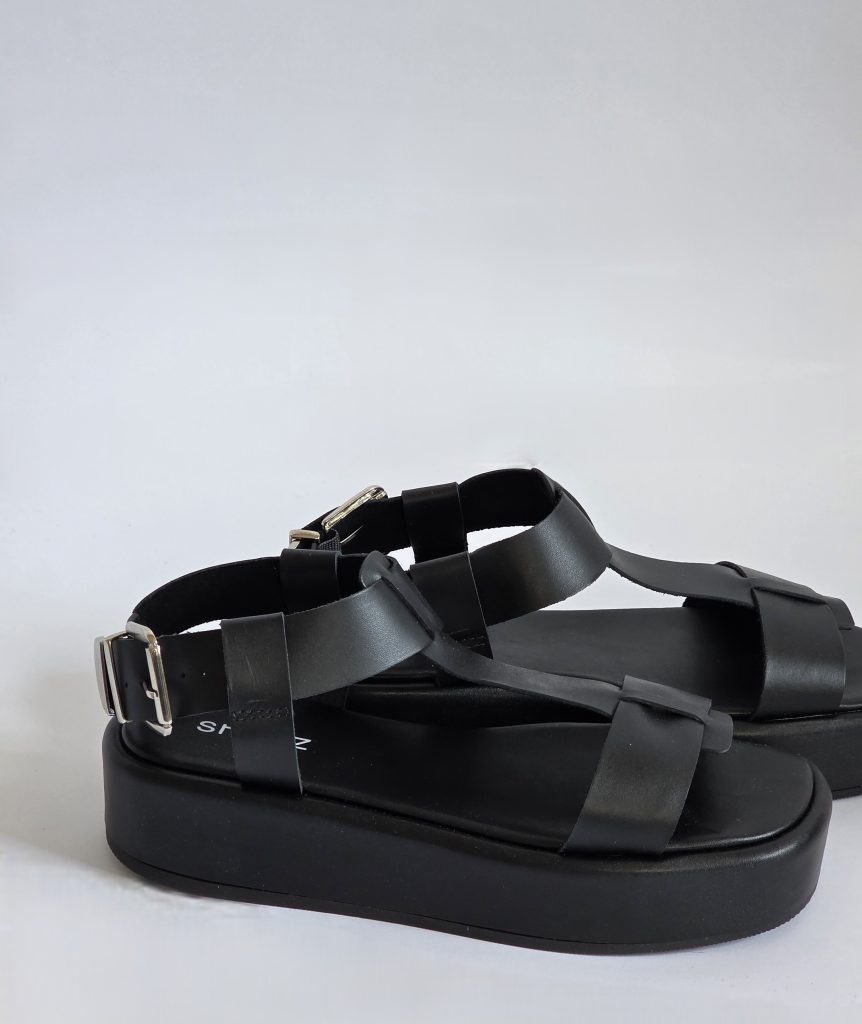Saya Black