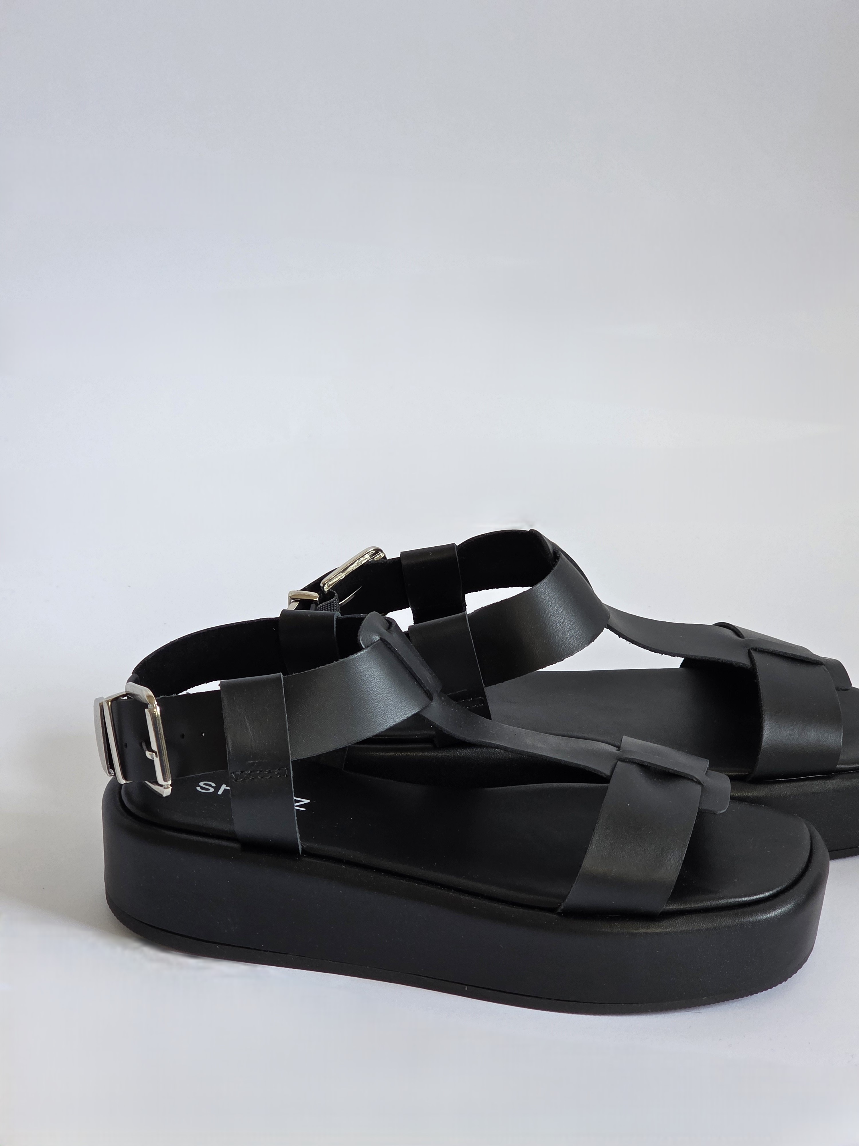 Saya Black