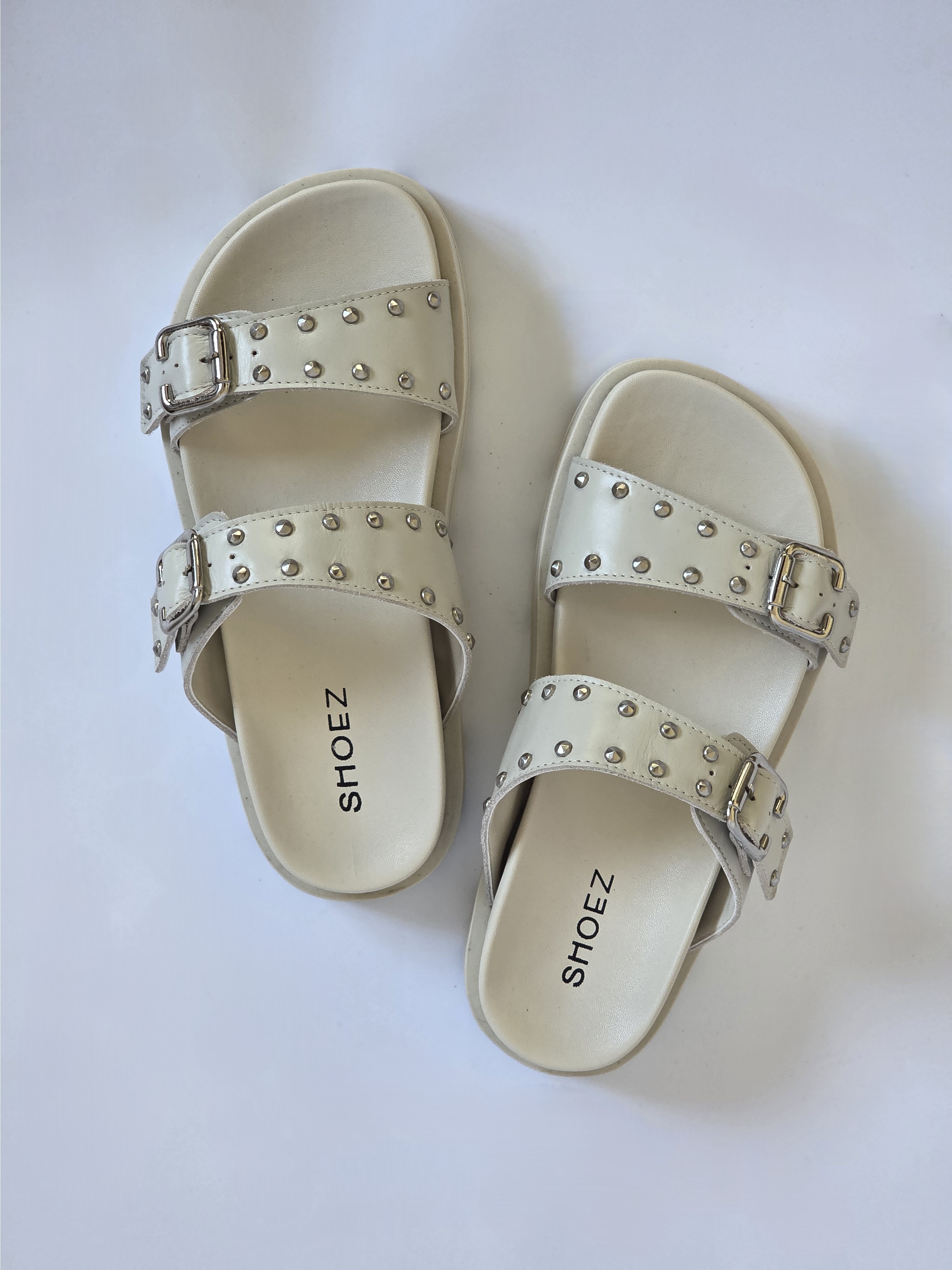 Bindy Off-White