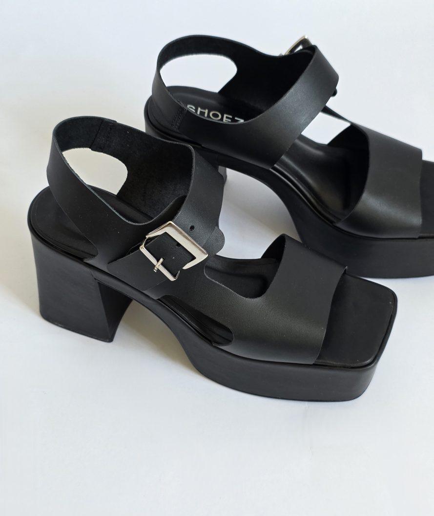 Roca Black