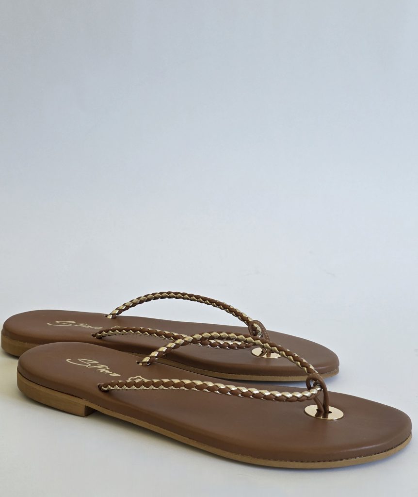 Nomos Brown