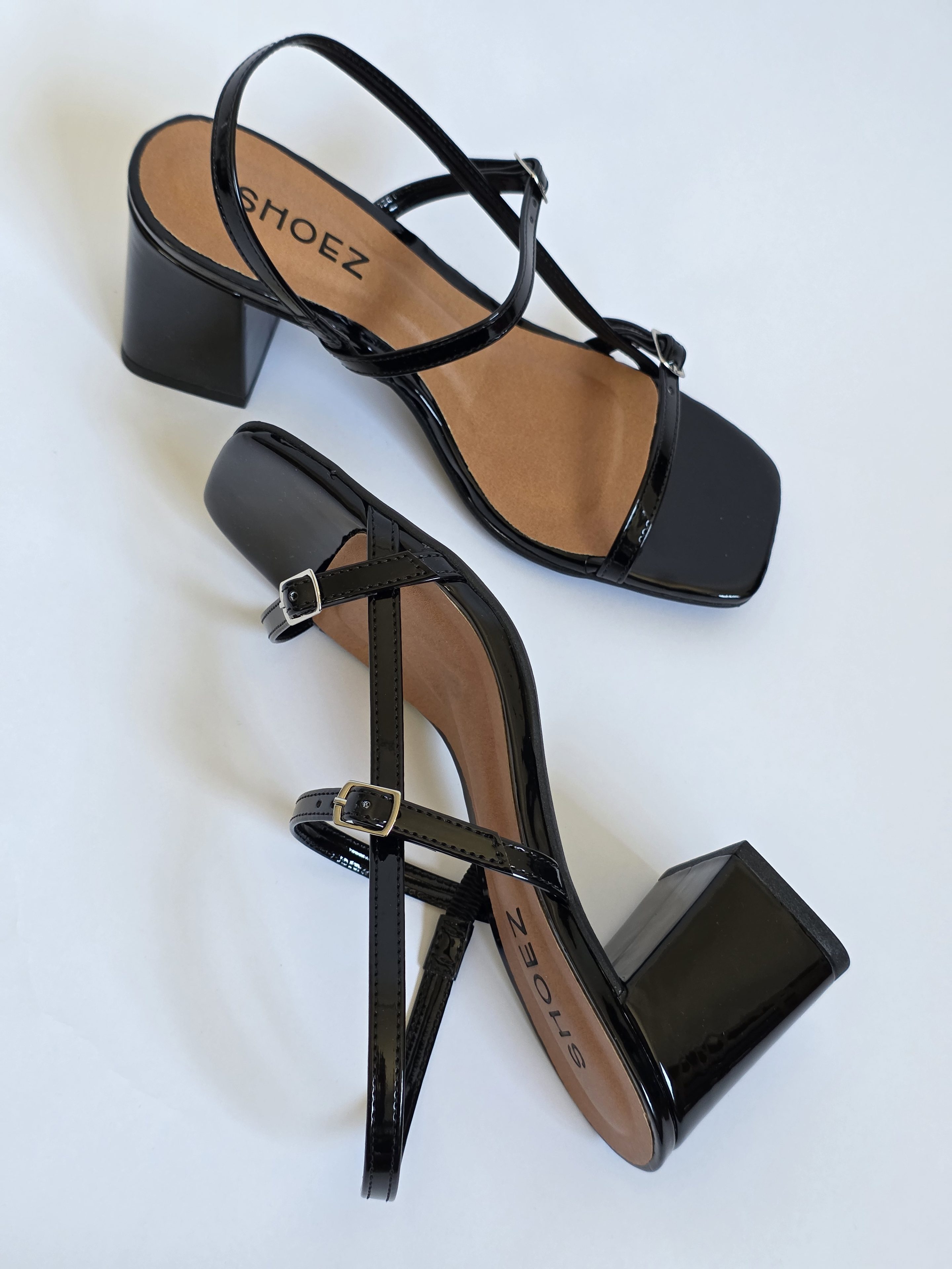 Nerali Black