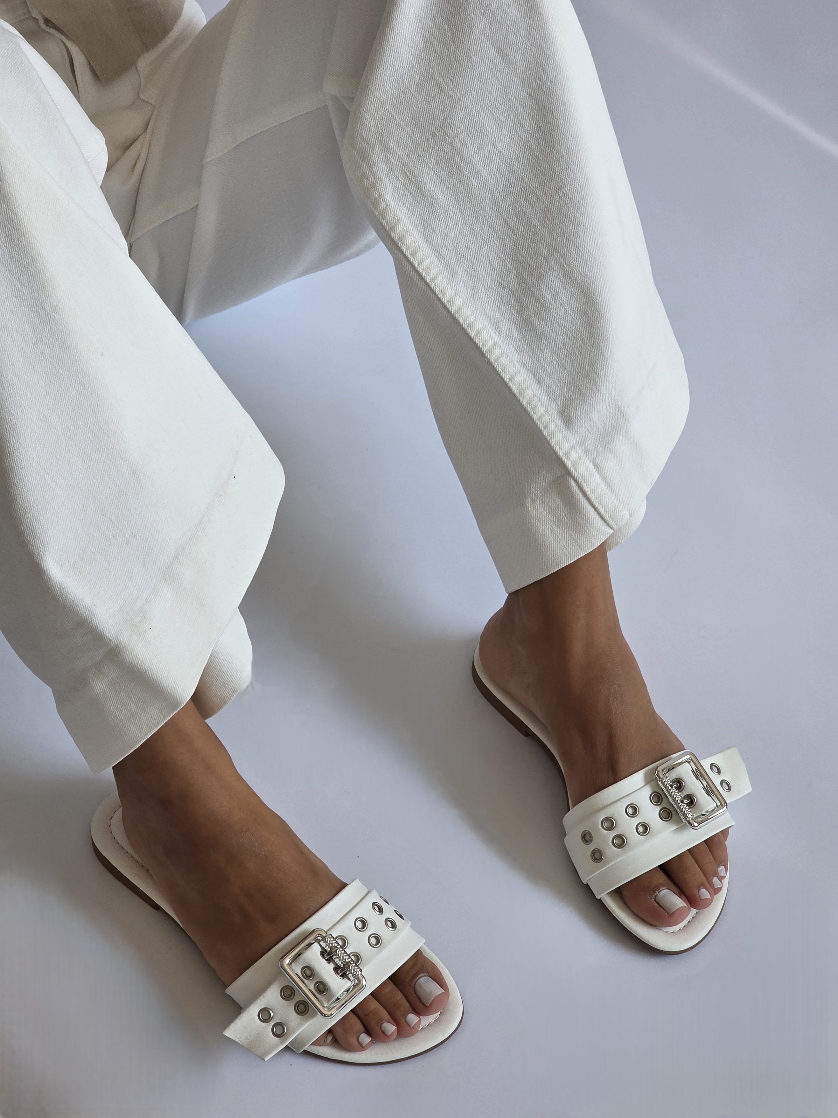 Jiro White