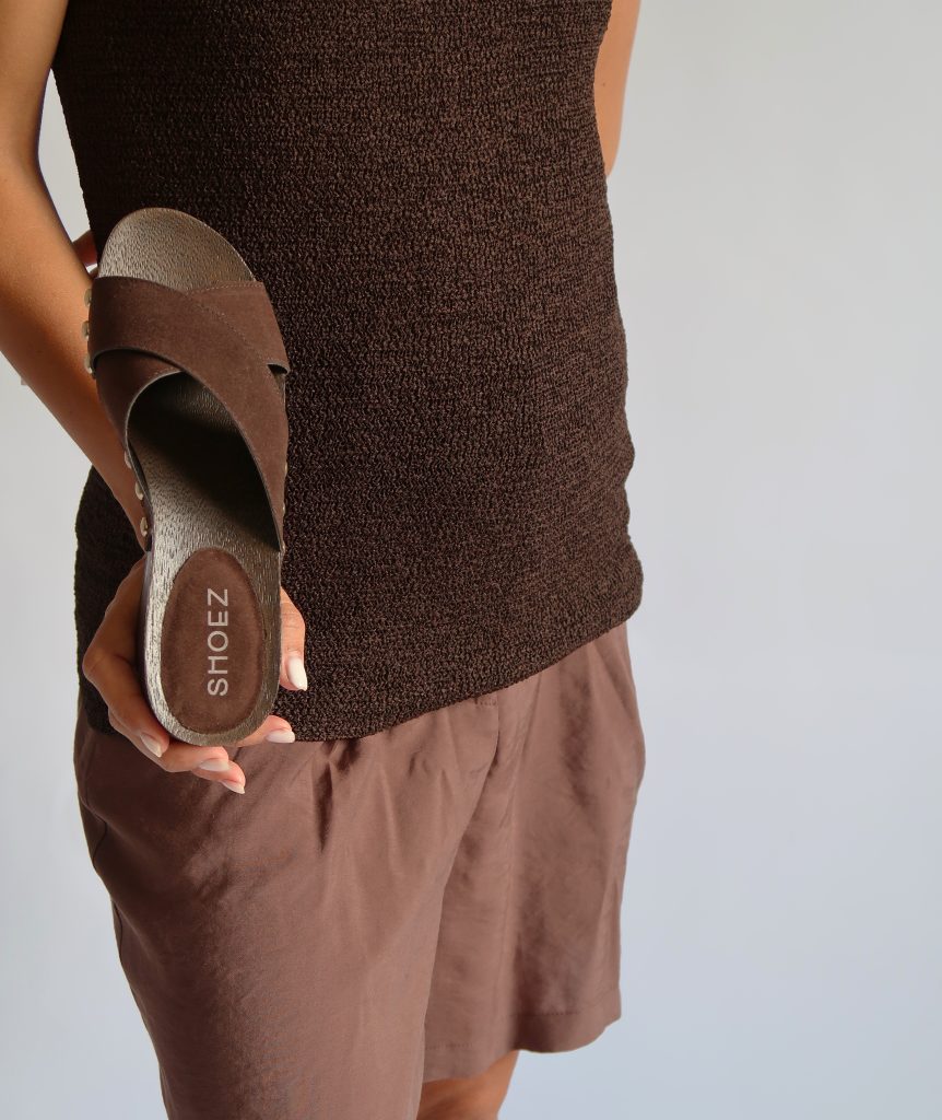 Anai Dark Brown