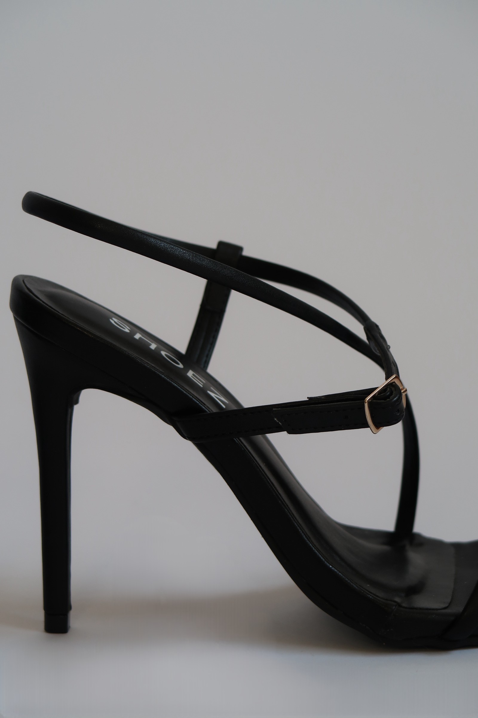 Elara Black
