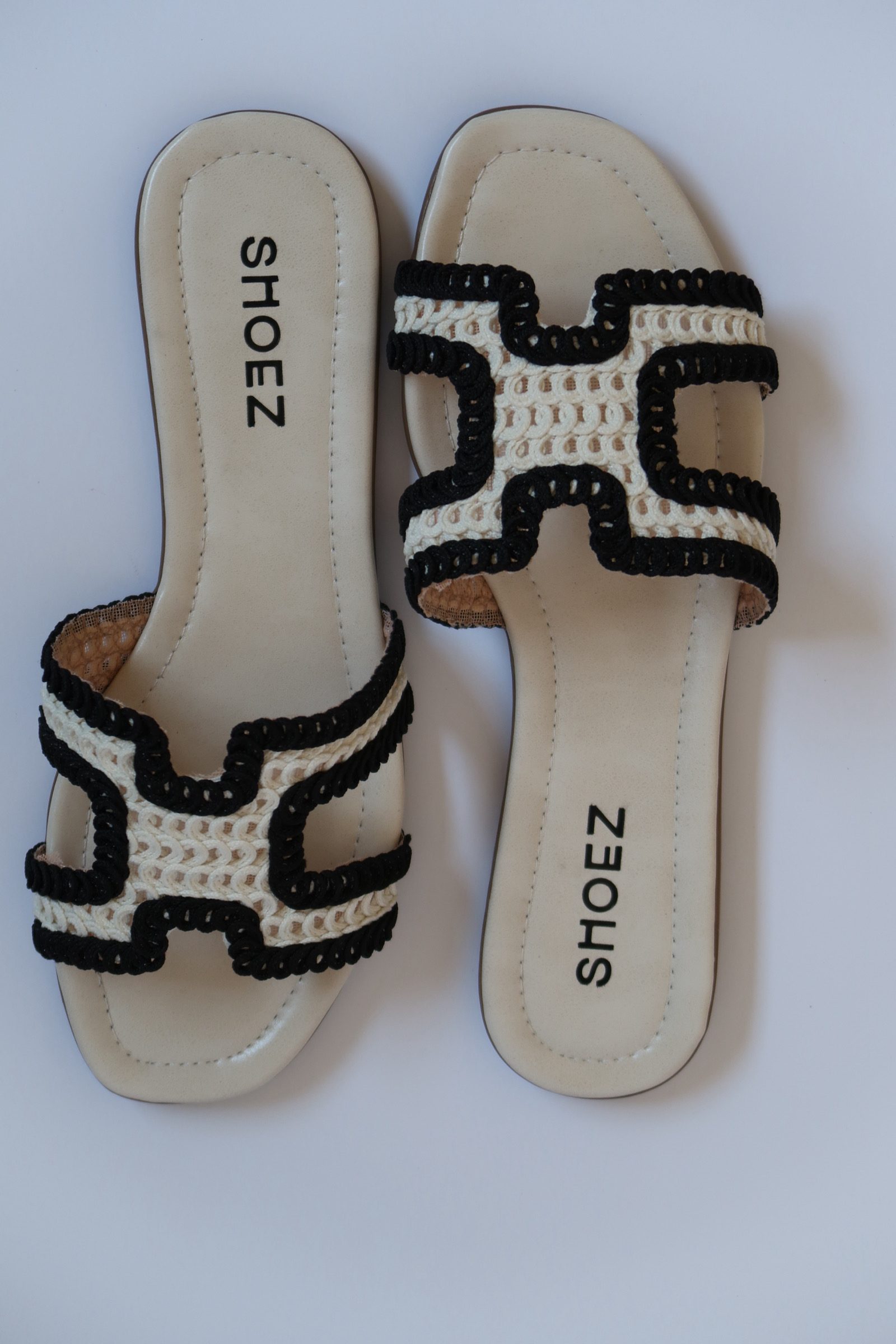 Zuri Cream Black