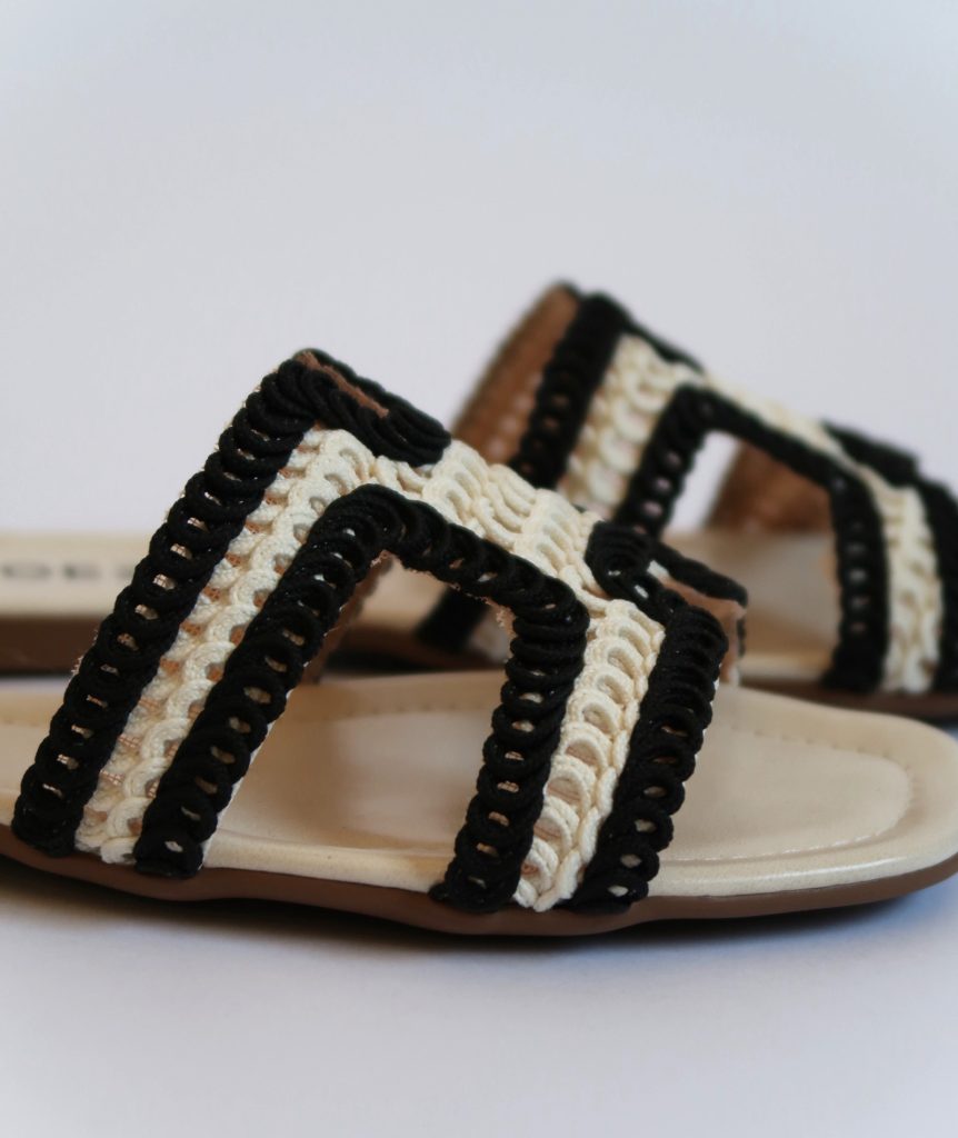 Zuri Cream Black