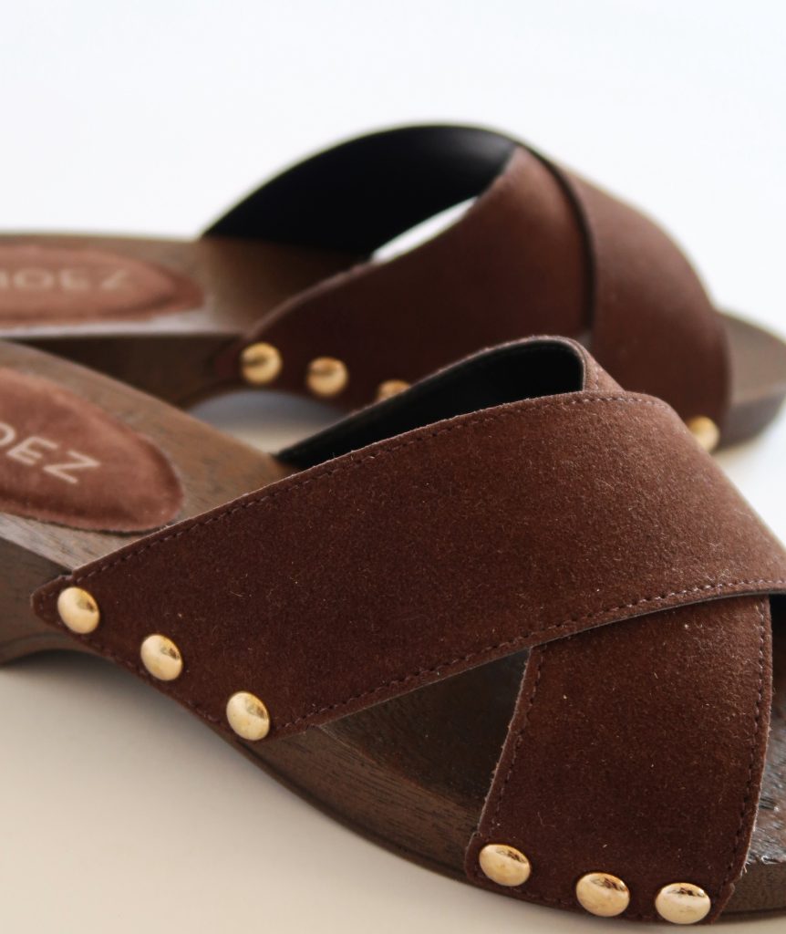 Anai Dark Brown