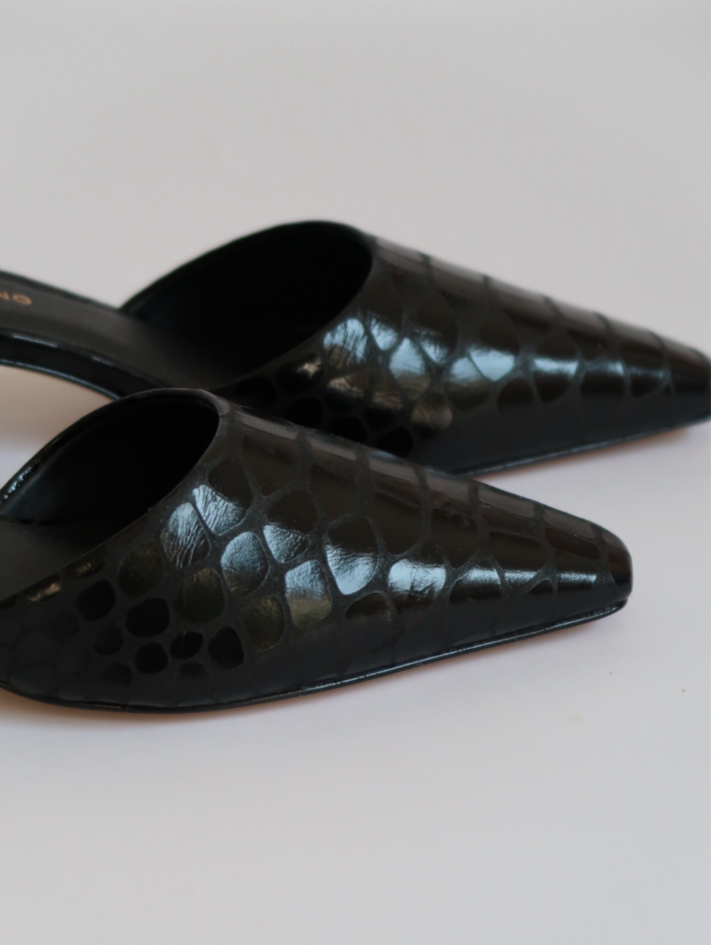 Soho Black