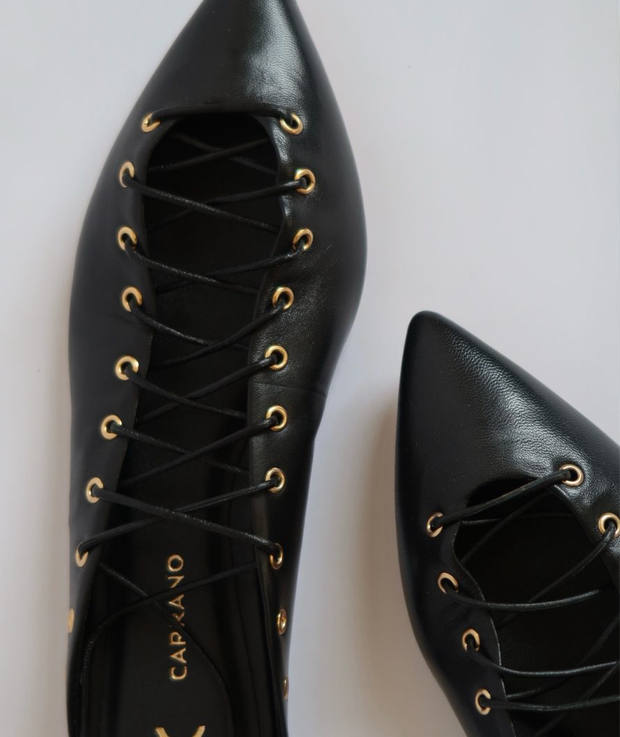 Capsule - Trixie Black