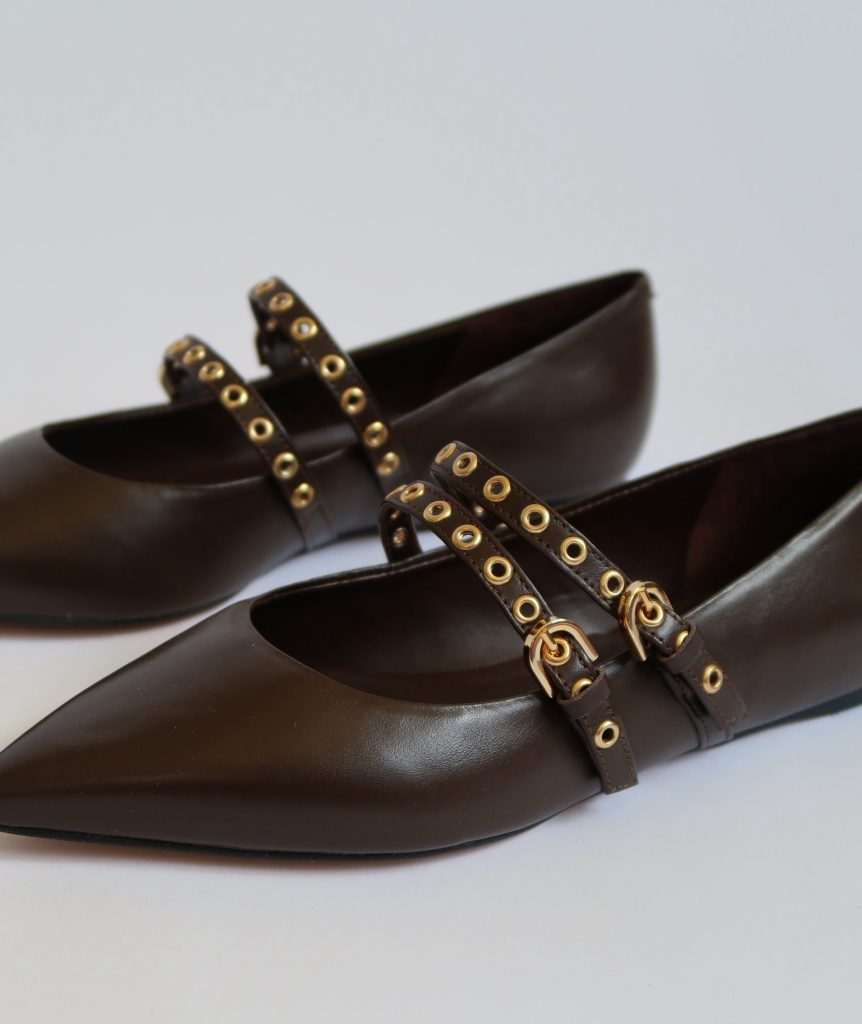 Mikela Dark Brown