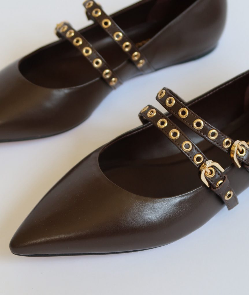 Mikela Dark Brown