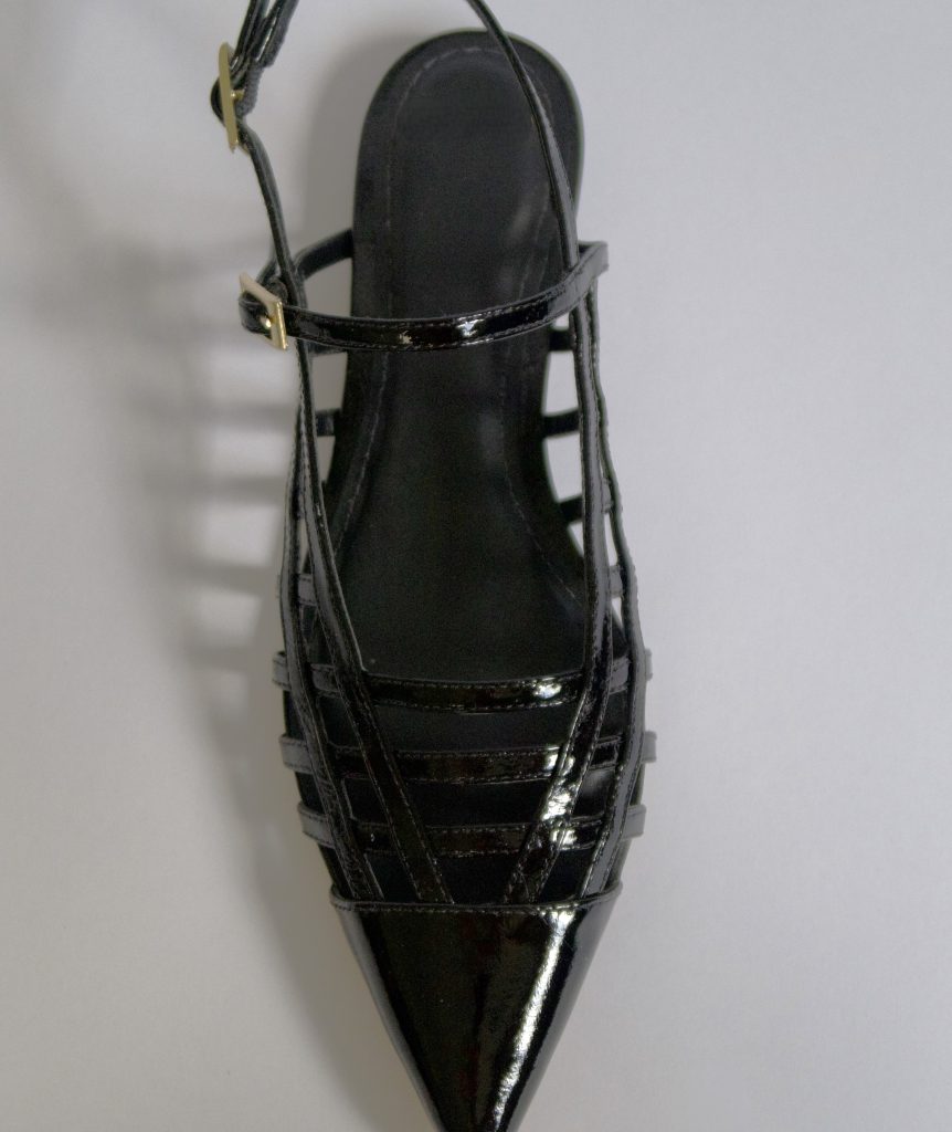 Alaya Black