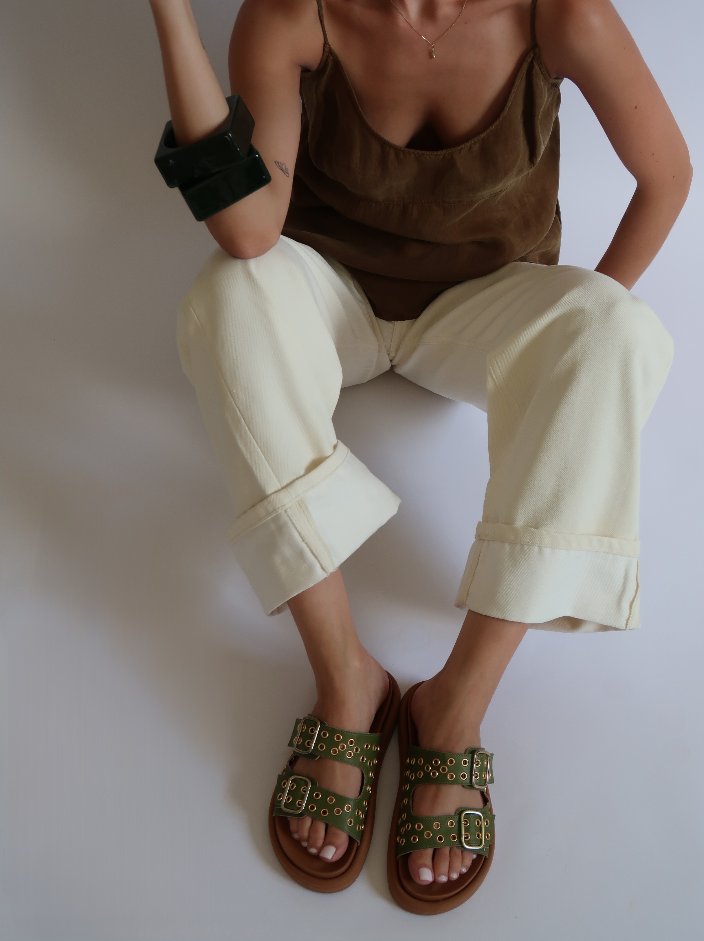 Traveler Green