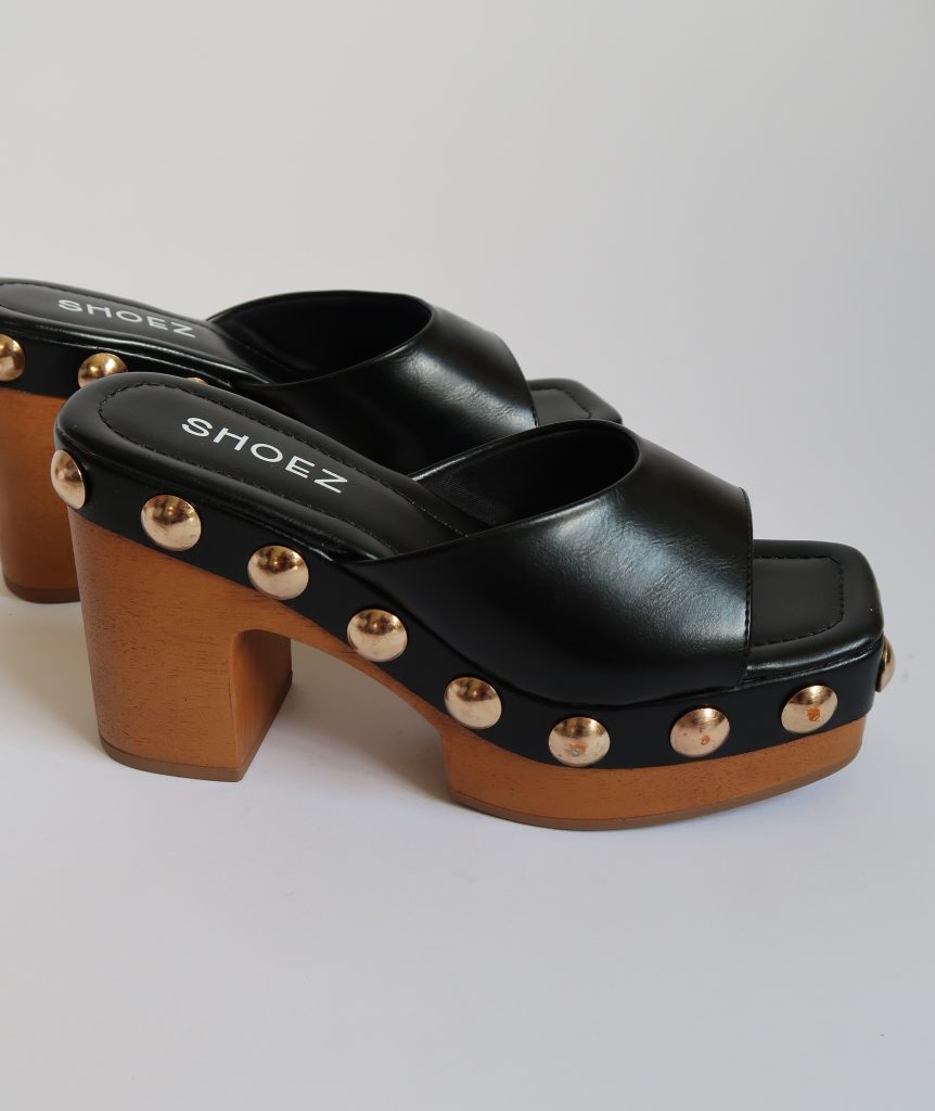 Lucasta Black