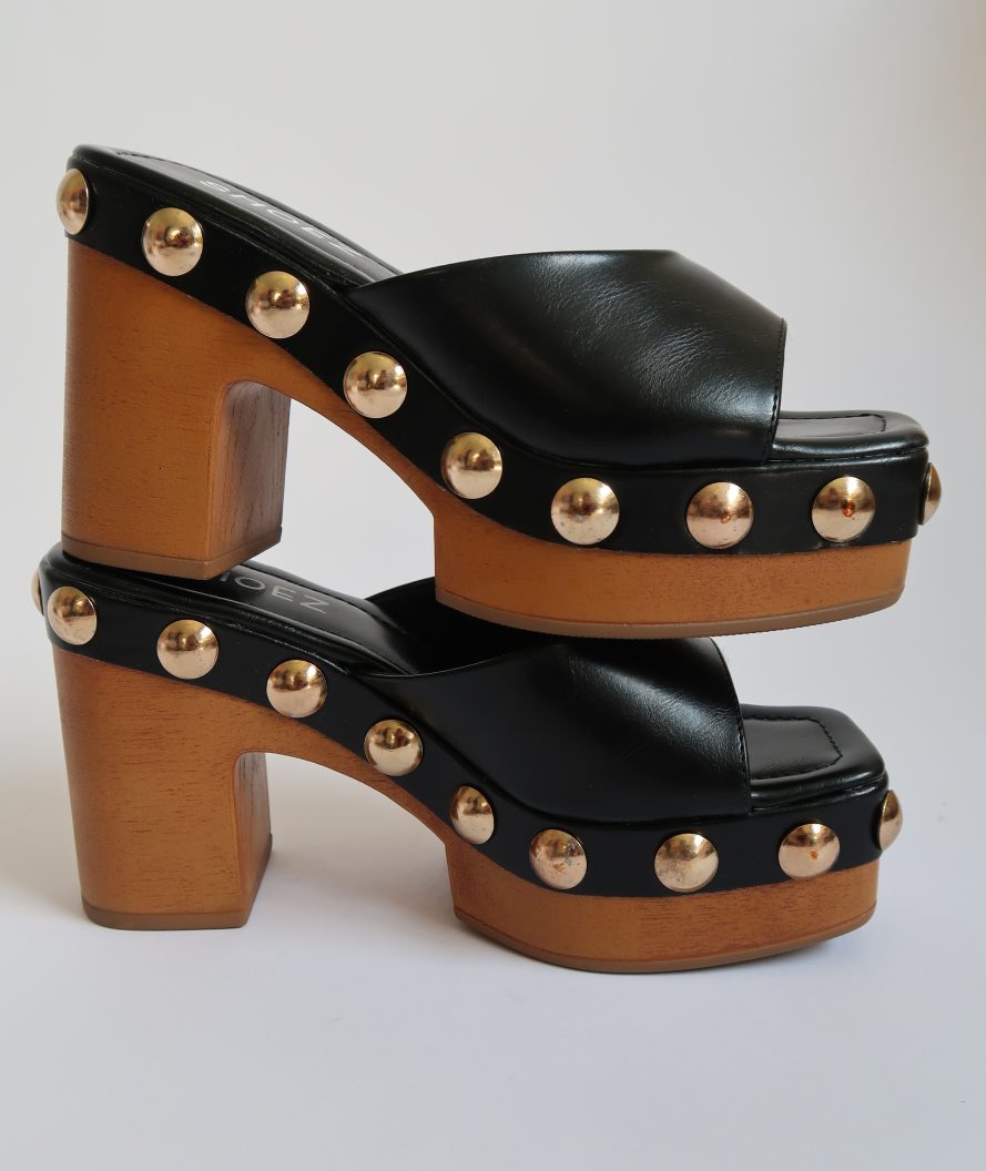 Lucasta Black