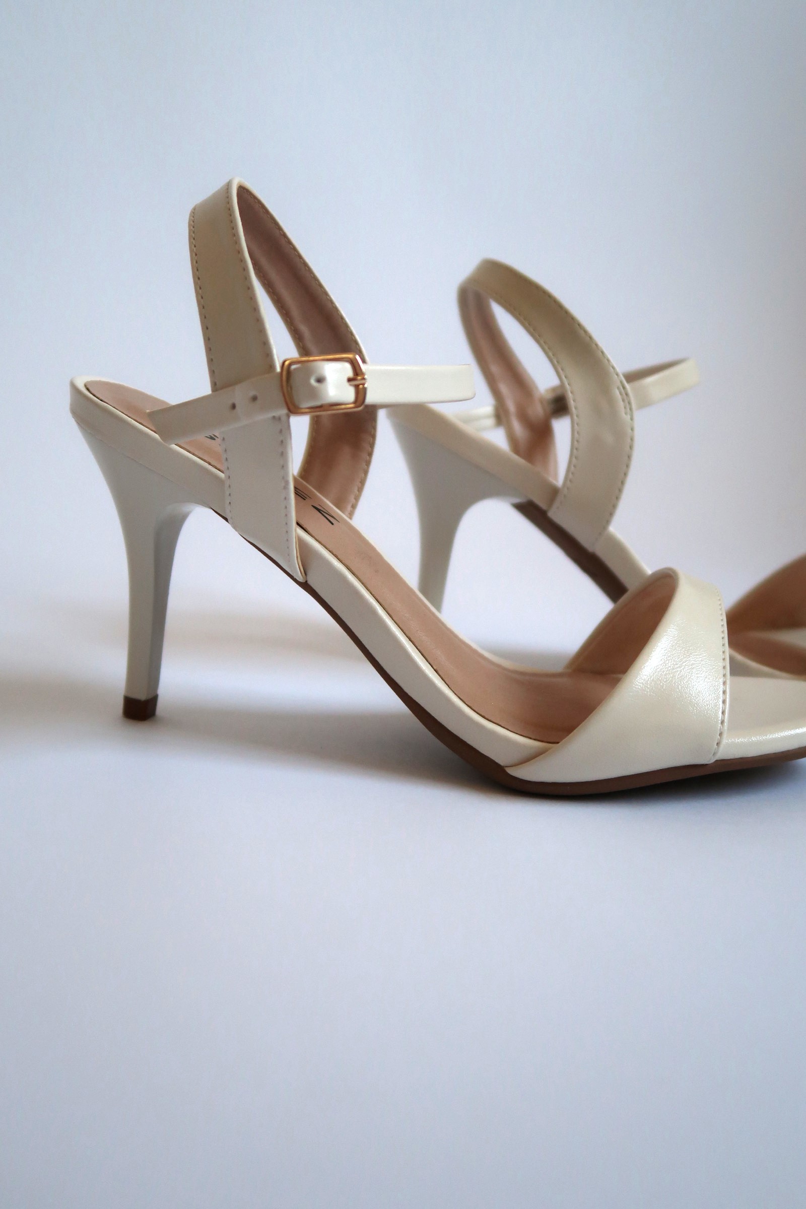 Lovette Off White