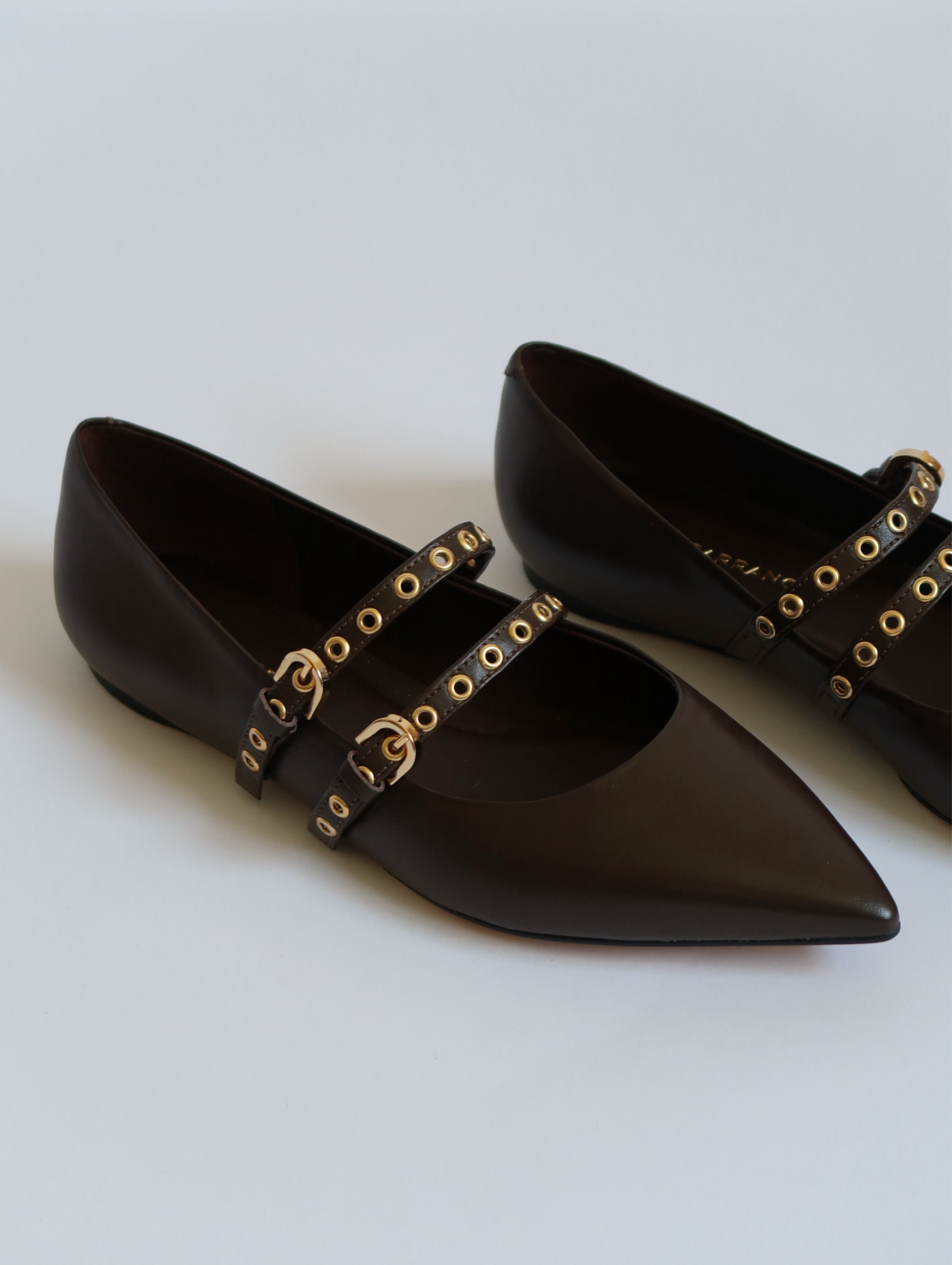 Mikela Dark Brown
