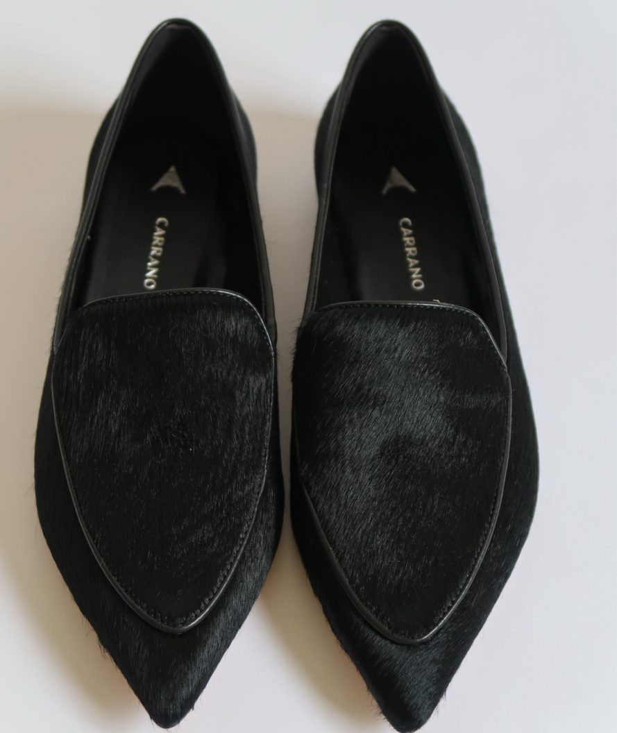 Capsule - Andrea Pony Black