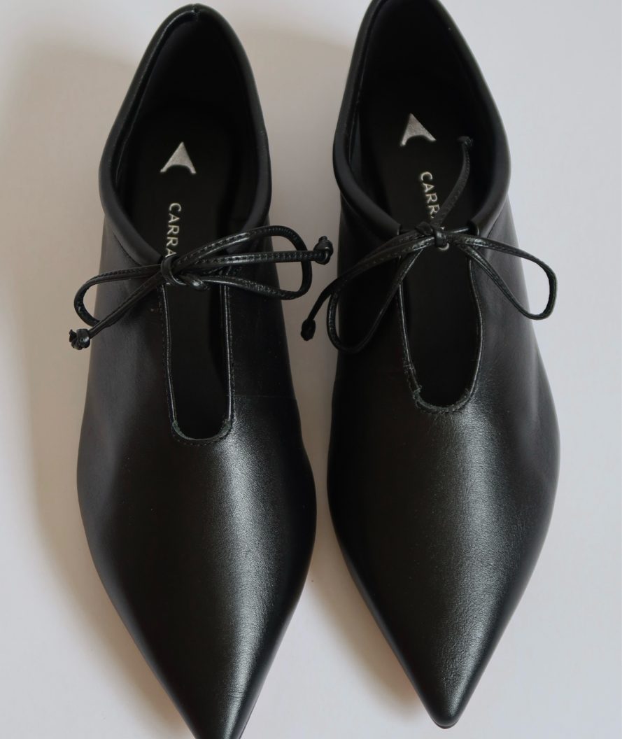 Capsule - Clark Black