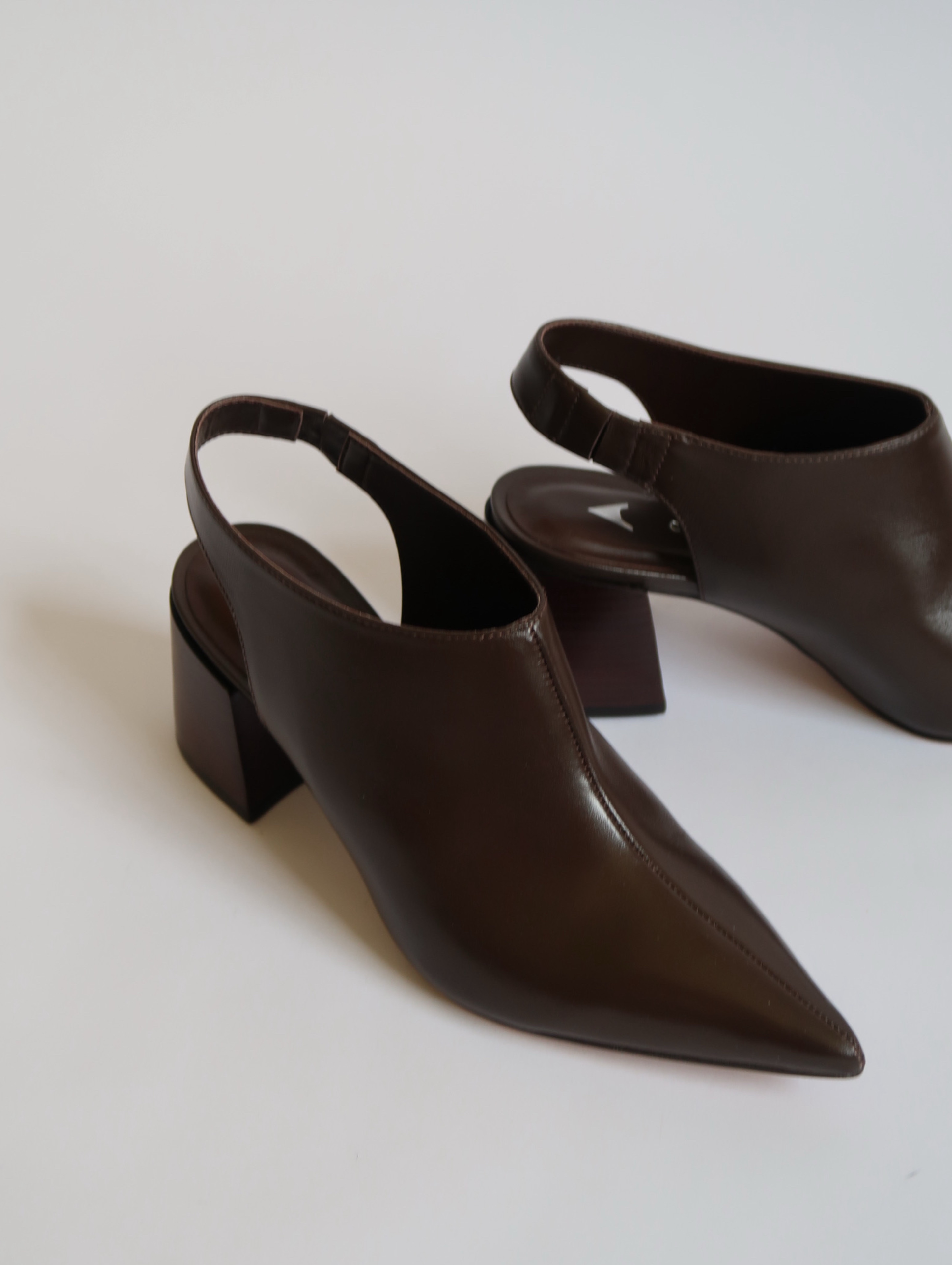 Emory Dark Brown